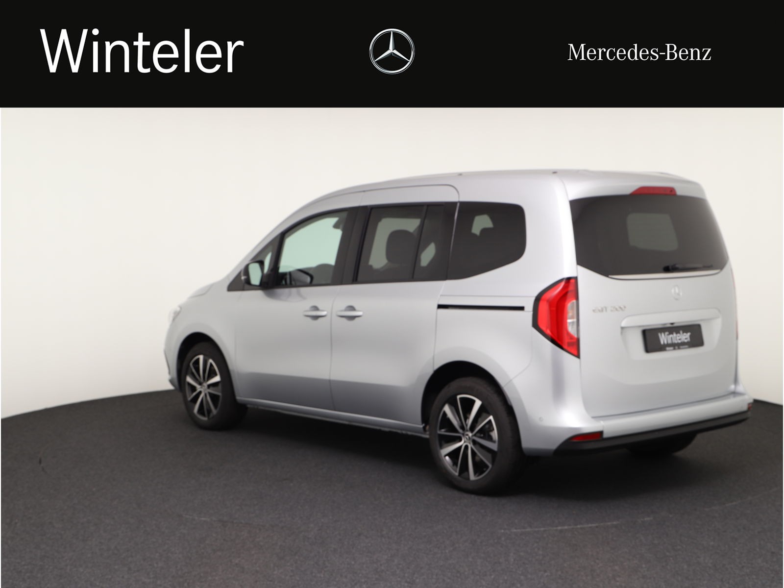 MERCEDES-BENZ EQT Standard-image-3