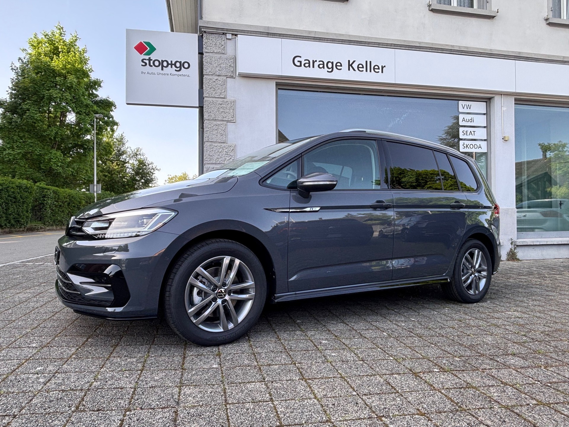 VW Touran 1.5 TSI R-LineComfortline DSG-image-11
