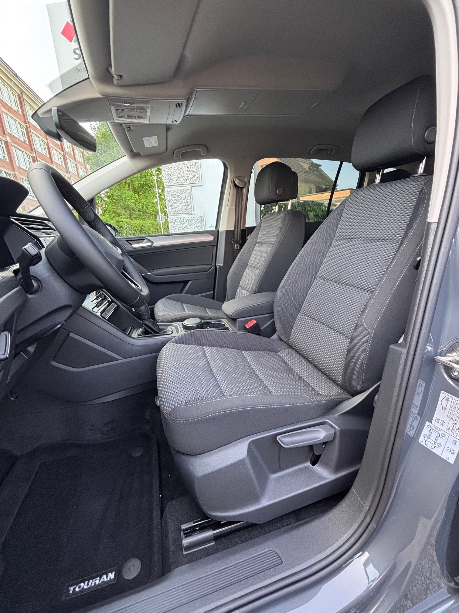 VW Touran 1.5 TSI R-LineComfortline DSG-image-6