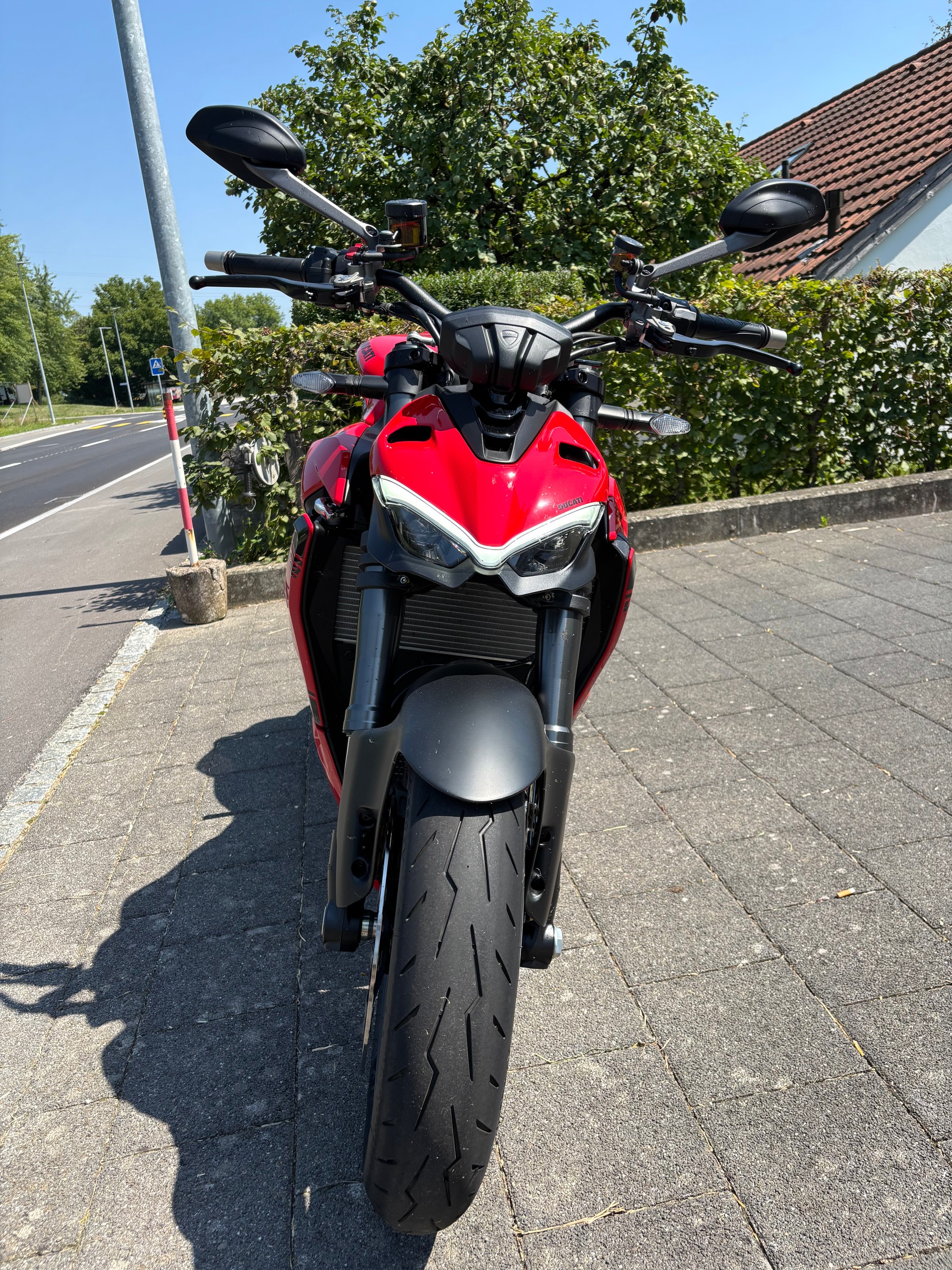 DUCATI Streetfighter V2-image-5