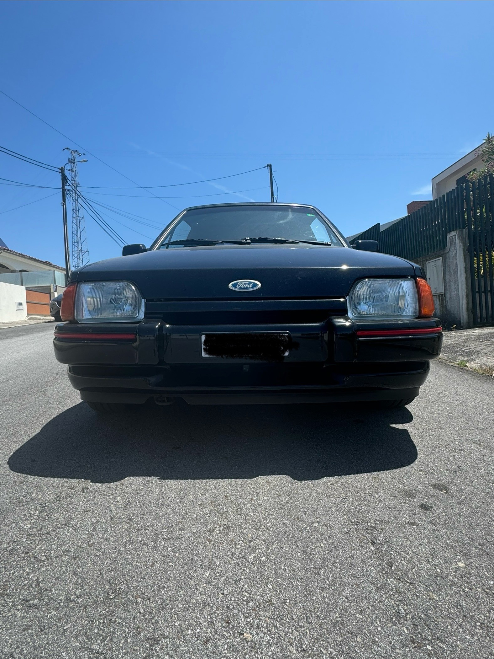 FORD Escort 1600 XR3i-image-1