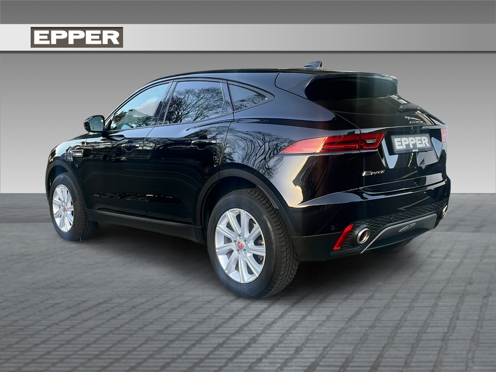 JAGUAR E-Pace 2.0 T 200 S AWD-showroom-element-2