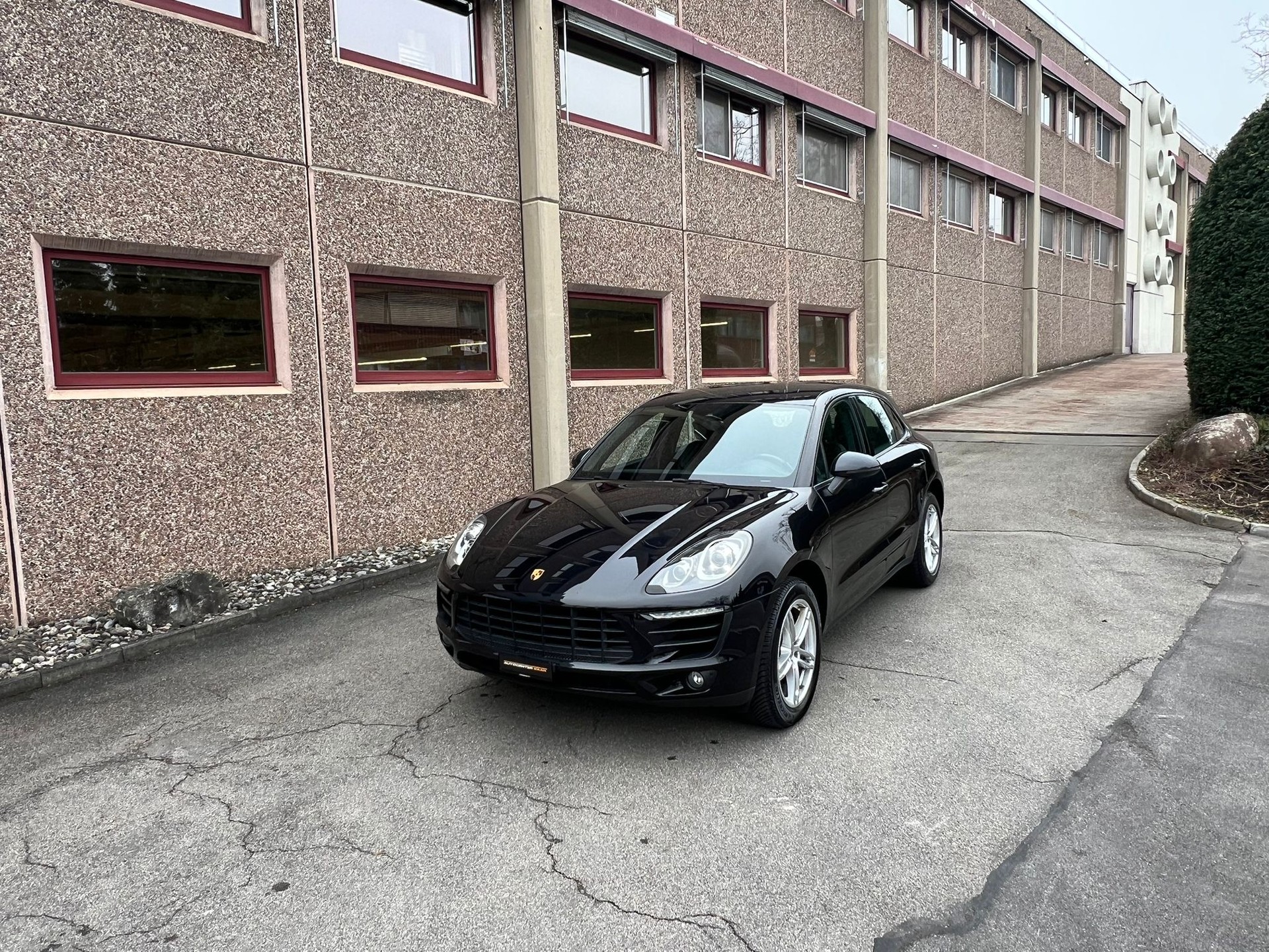 PORSCHE Macan PDK
