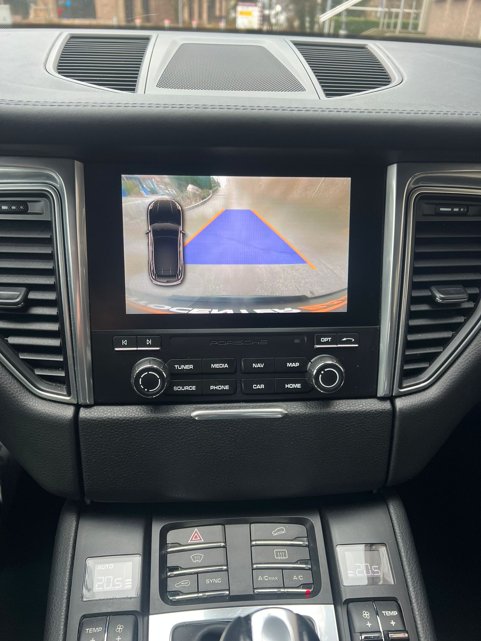 PORSCHE Macan PDK-image-13