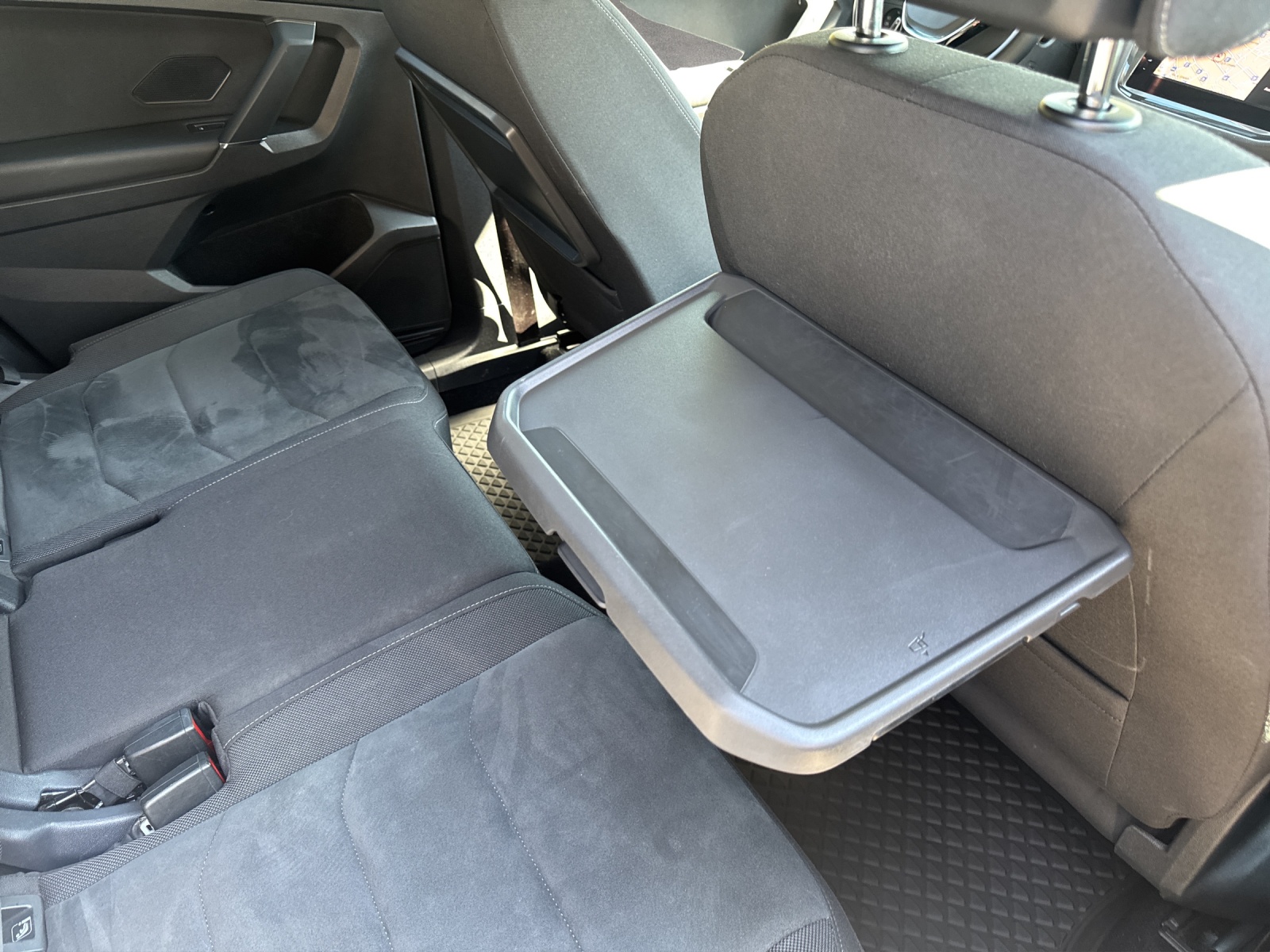 VW Tiguan Allspace 2.0 TDI SCR Highline 4Motion DSG-image-18
