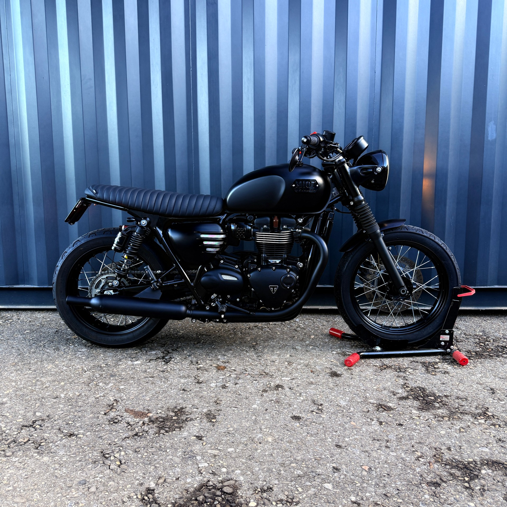 TRIUMPH T100 (35kW)-image-0
