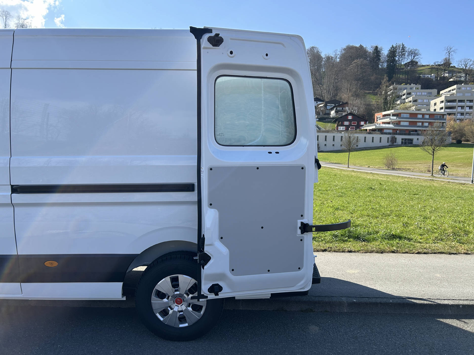 RENAULT Master Kaw. L3H2 150 PS Automat-image-10