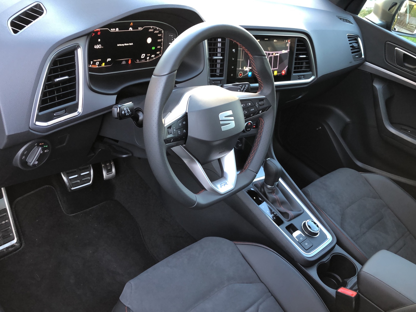 SEAT Ateca 2.0 TSI Hola FR 4Drive*PANORAMADACH*-image-13