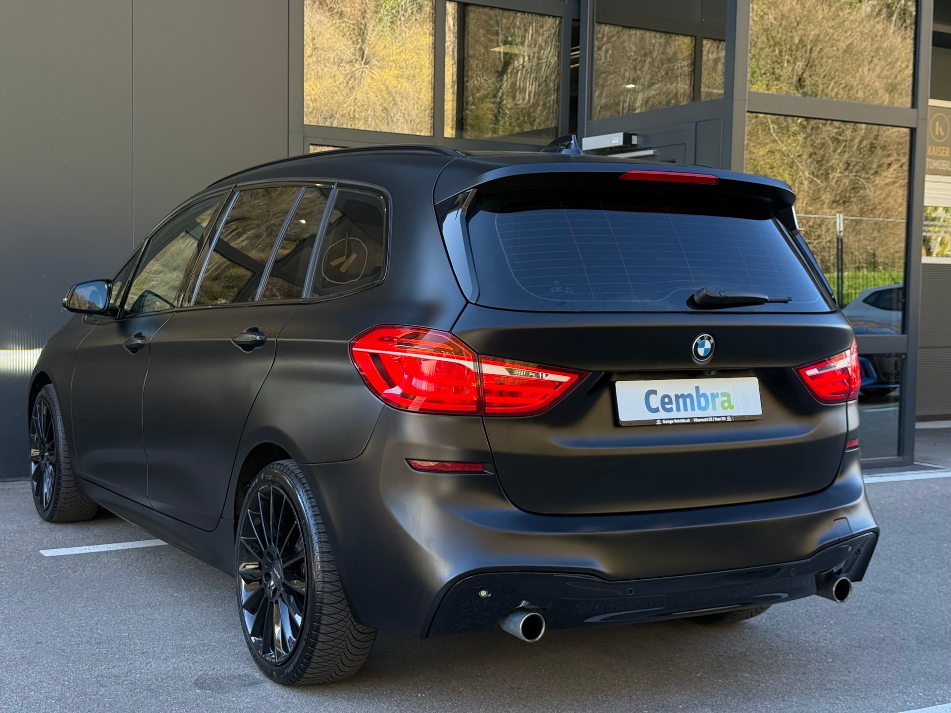 BMW 220d xDrive Gran Tourer M Sport Steptronic-showroom-element-3