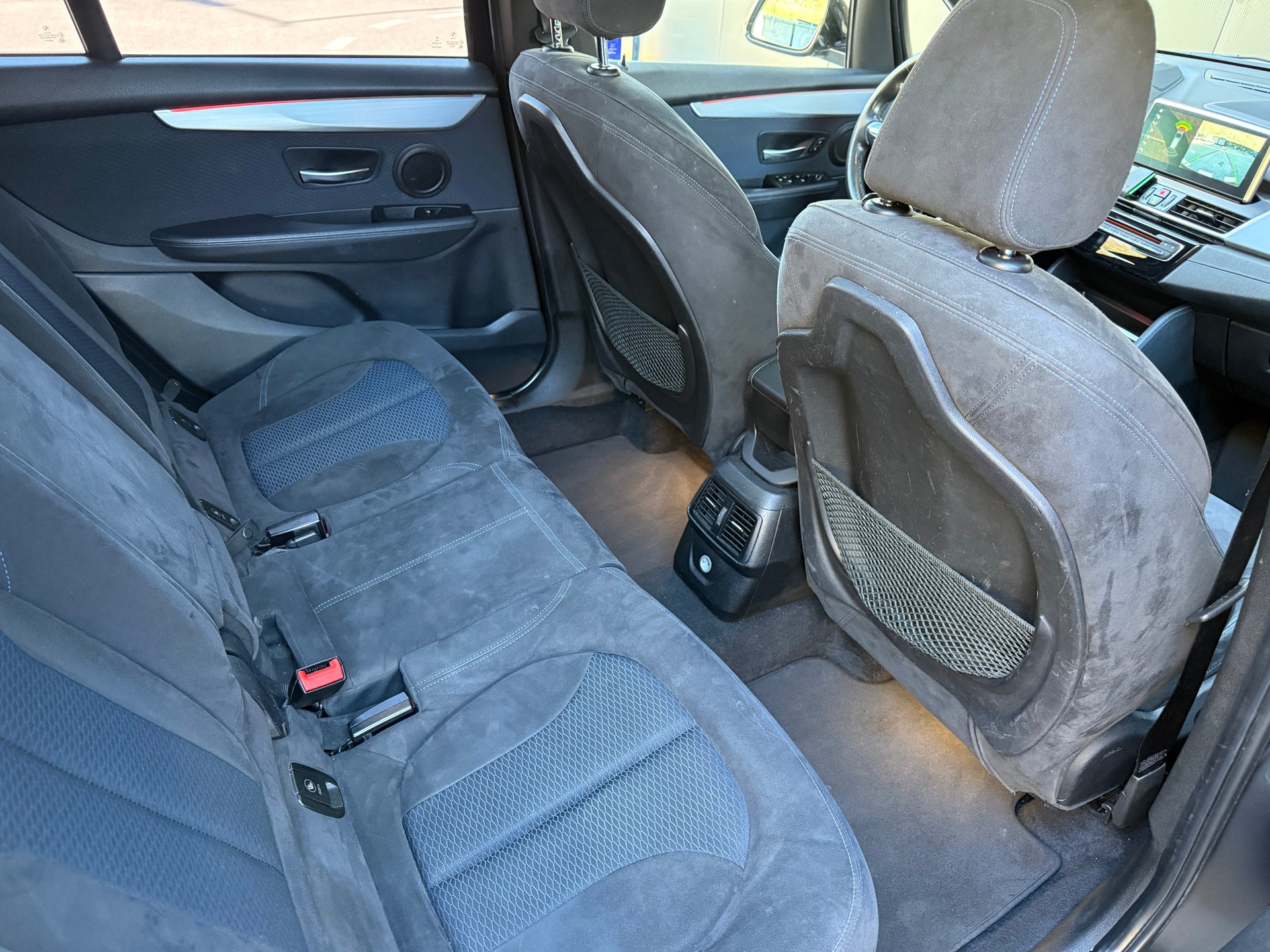 BMW 220d xDrive Gran Tourer M Sport Steptronic-image-18