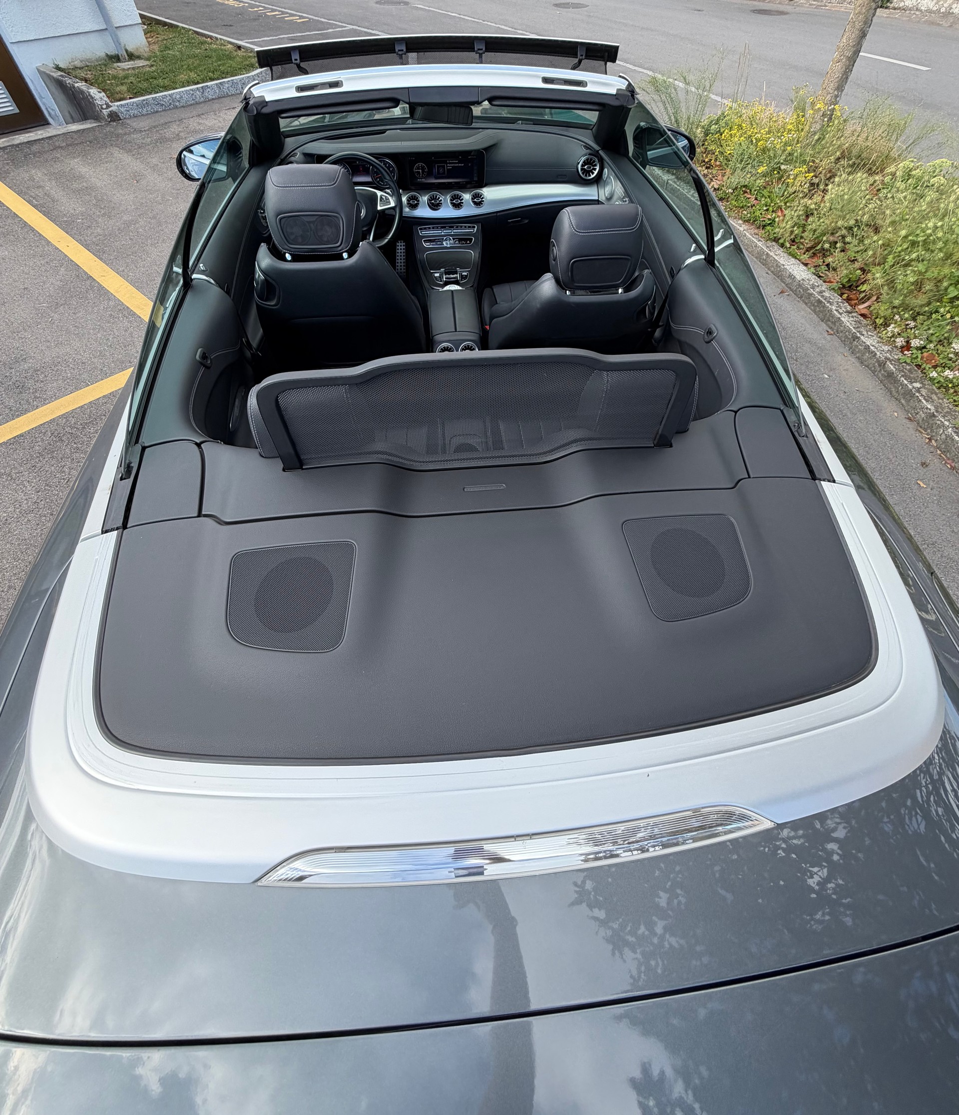 MERCEDES-BENZ E 350 Cabriolet AMG Line 9G-Tronic-image-9