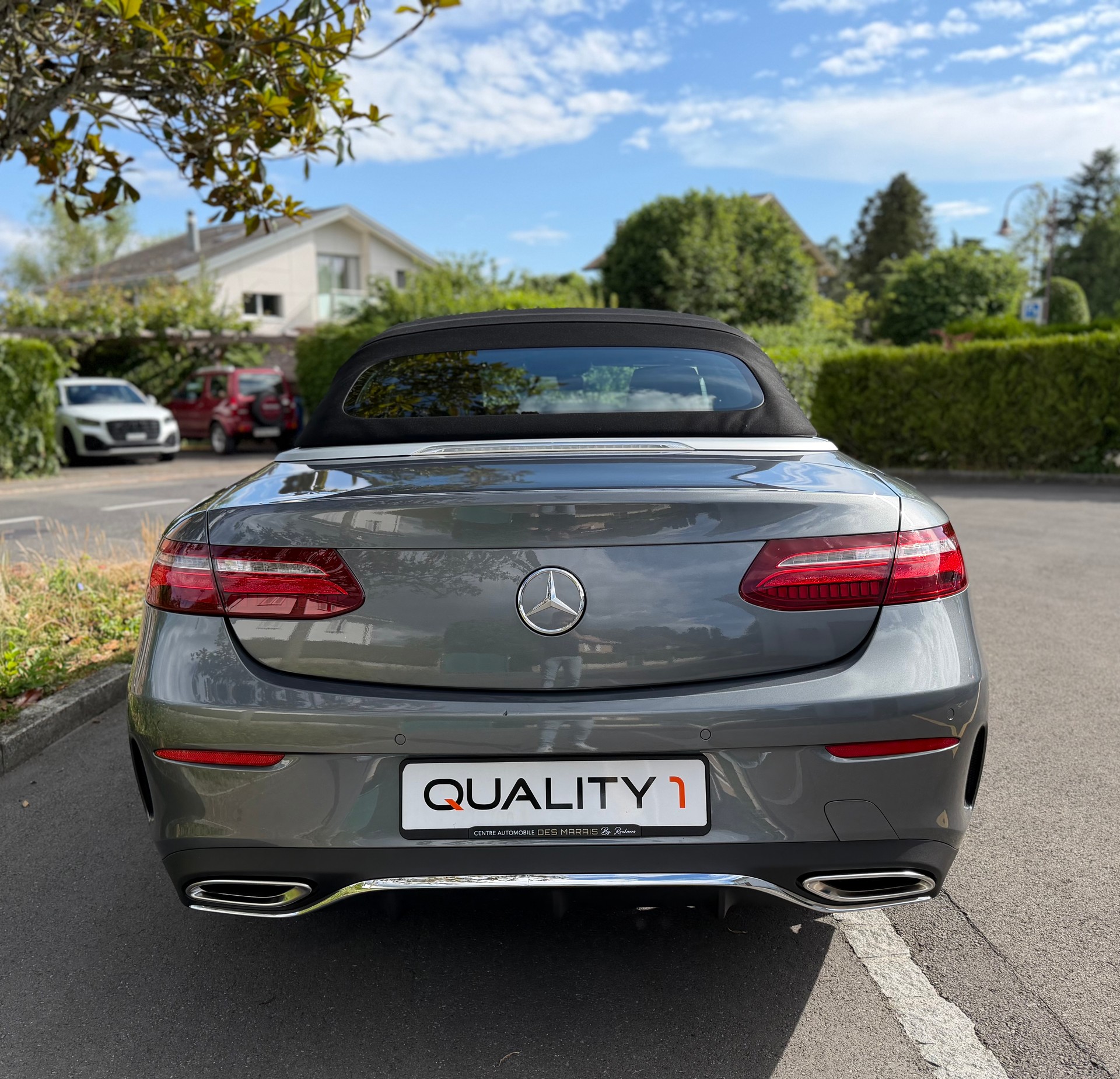 MERCEDES-BENZ E 350 Cabriolet AMG Line 9G-Tronic-image-7