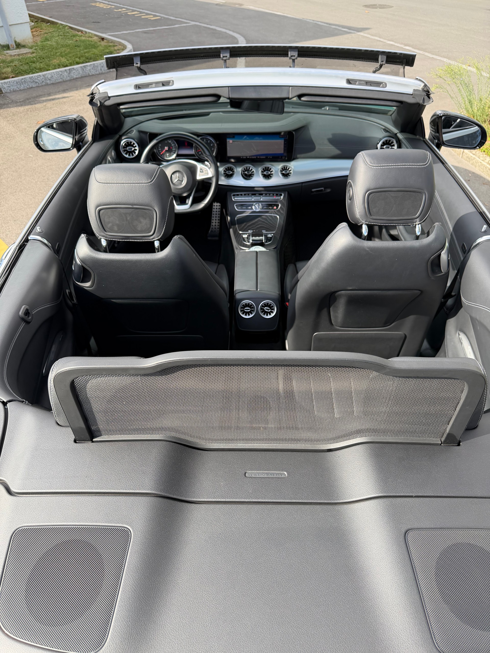 MERCEDES-BENZ E 350 Cabriolet AMG Line 9G-Tronic-image-14