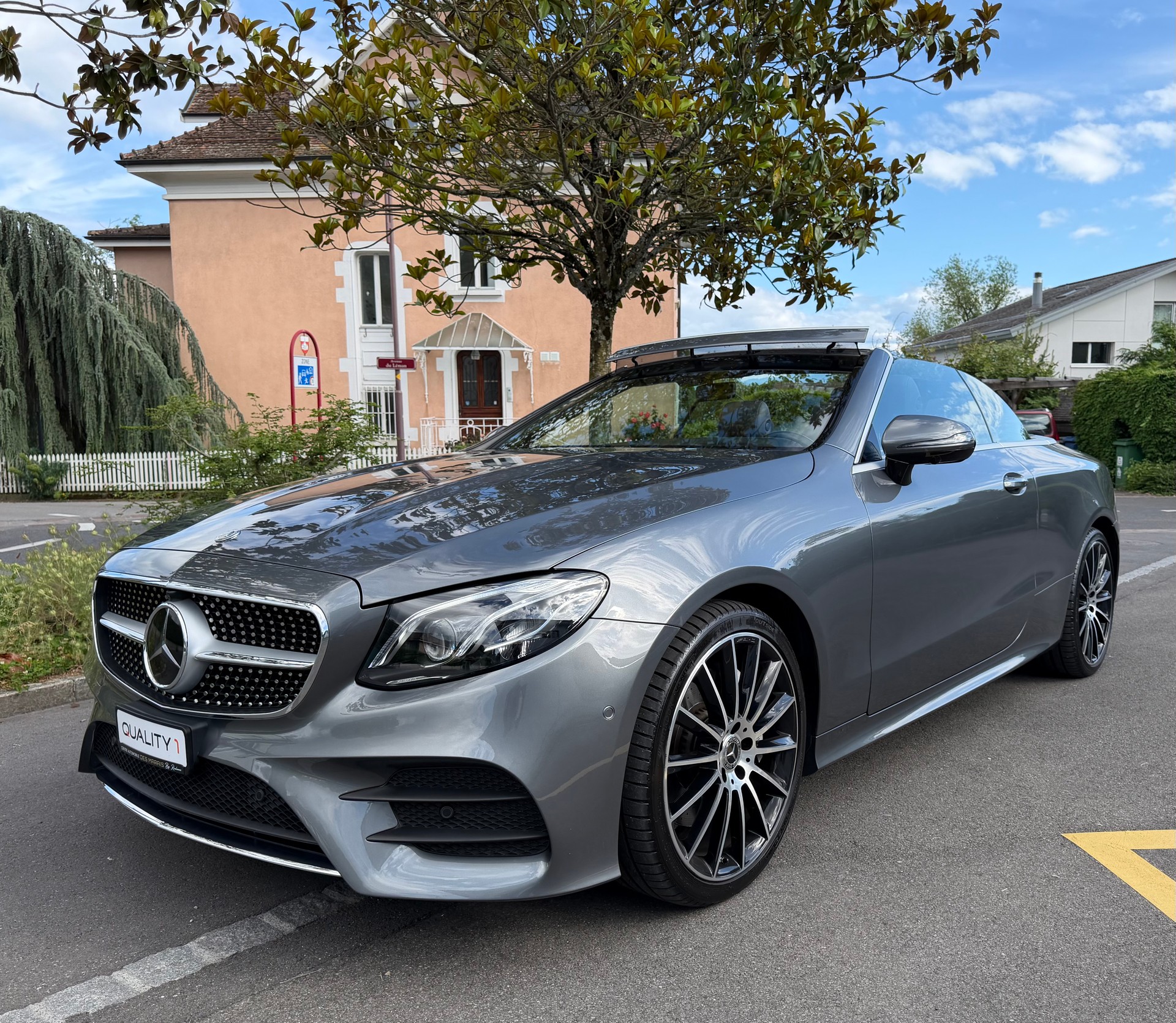 MERCEDES-BENZ E 350 Cabriolet AMG Line 9G-Tronic