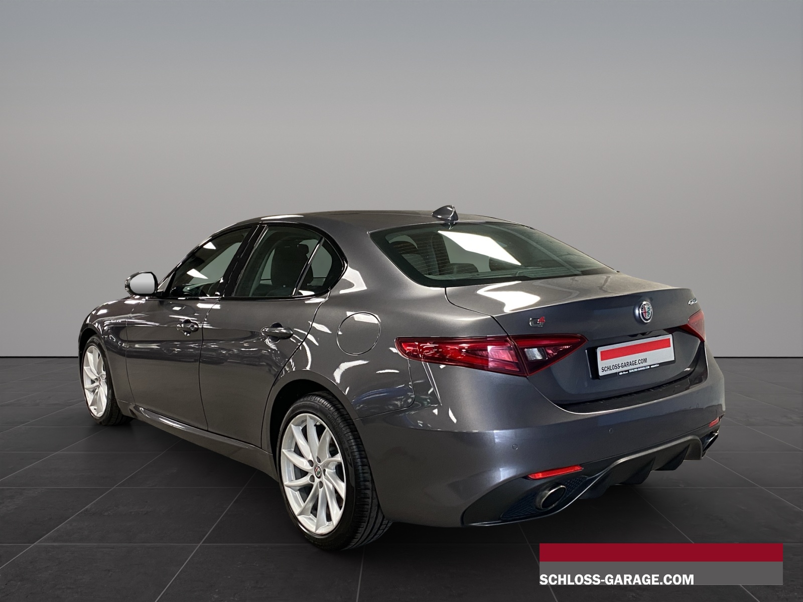 ALFA ROMEO Giulia 2.0 MA 280 AT Q4 Ve-showroom-element-3
