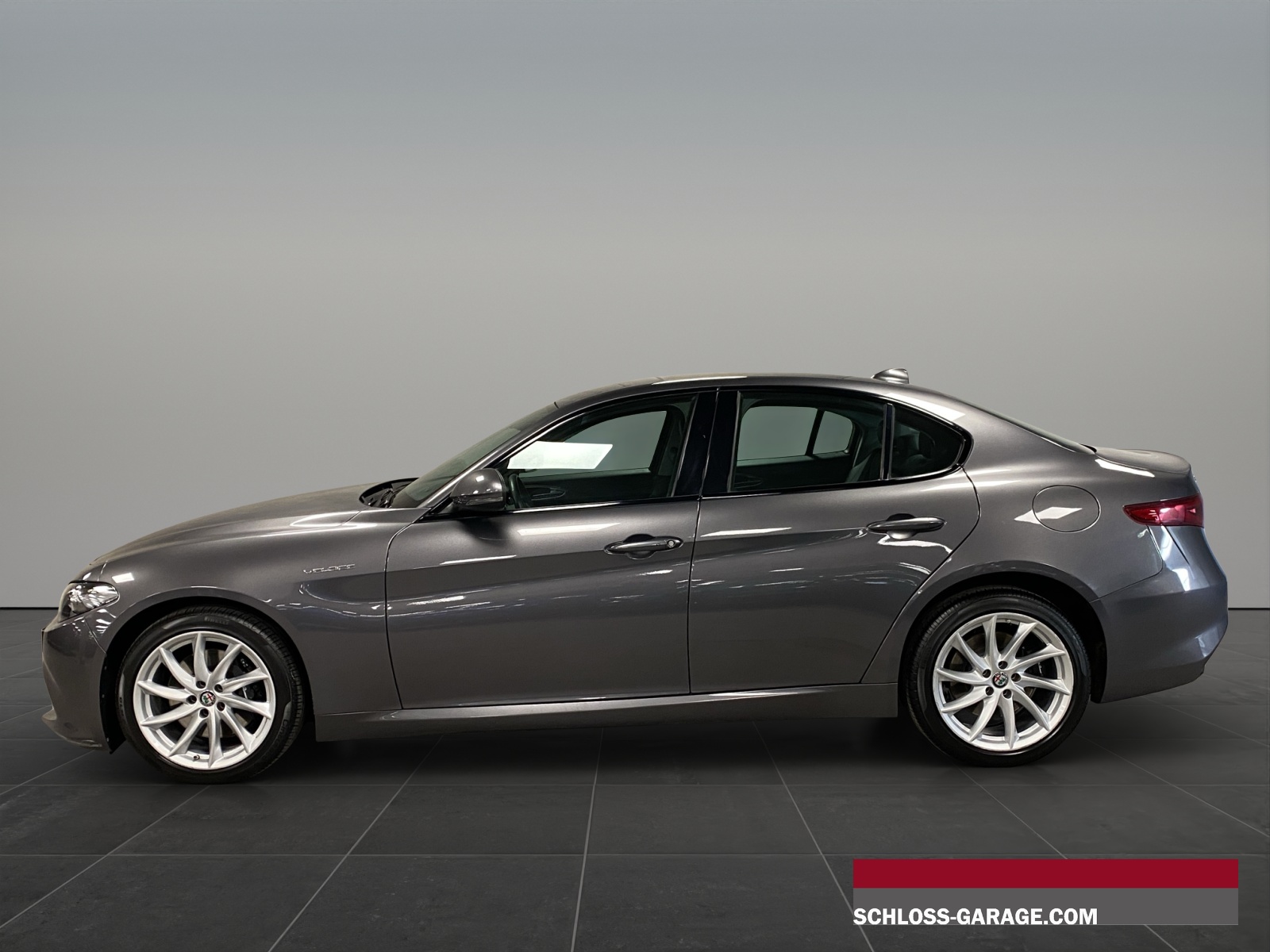ALFA ROMEO Giulia 2.0 MA 280 AT Q4 Ve-showroom-element-2