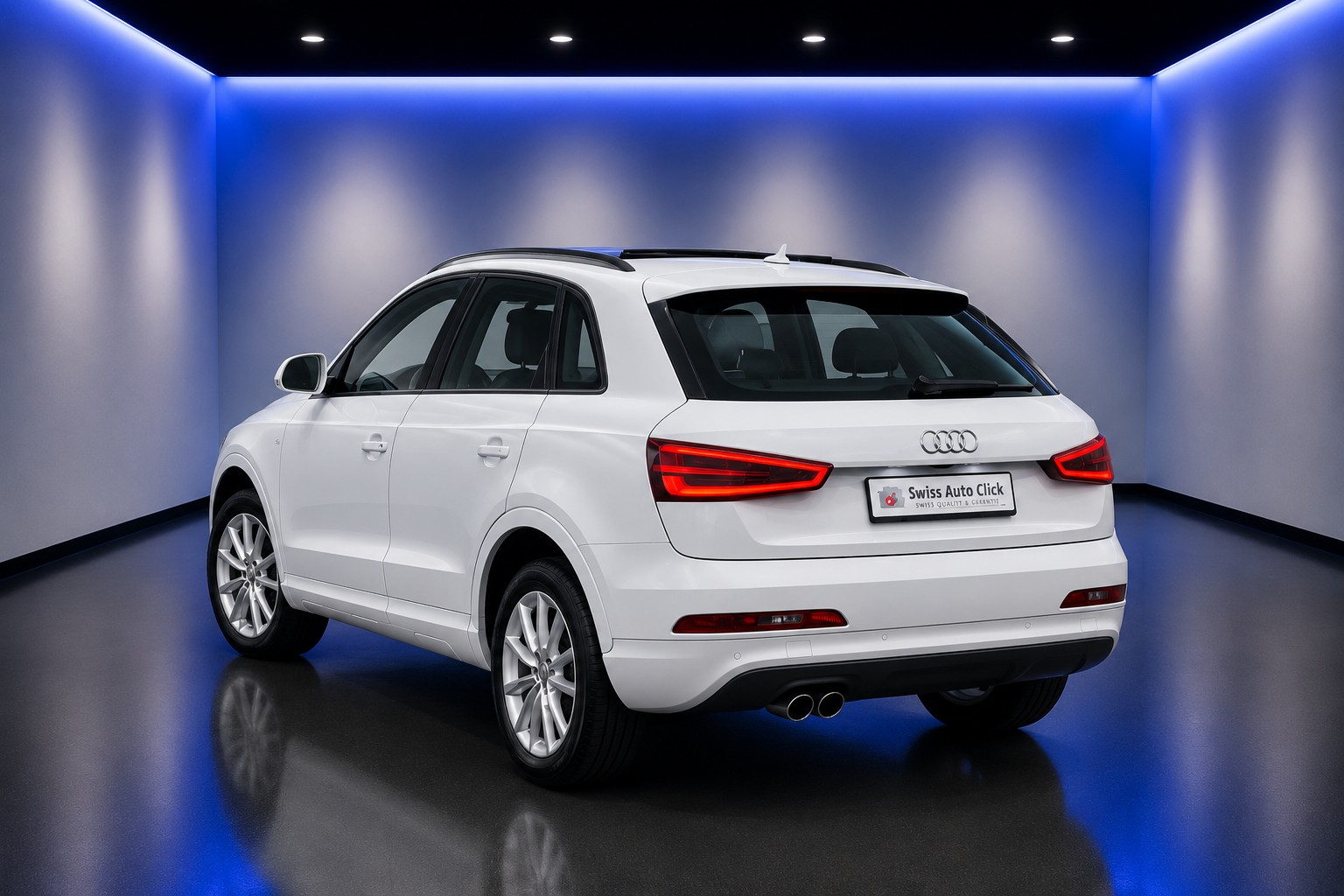 AUDI Q3 2.0 TDI quattro S-tronic-image-2