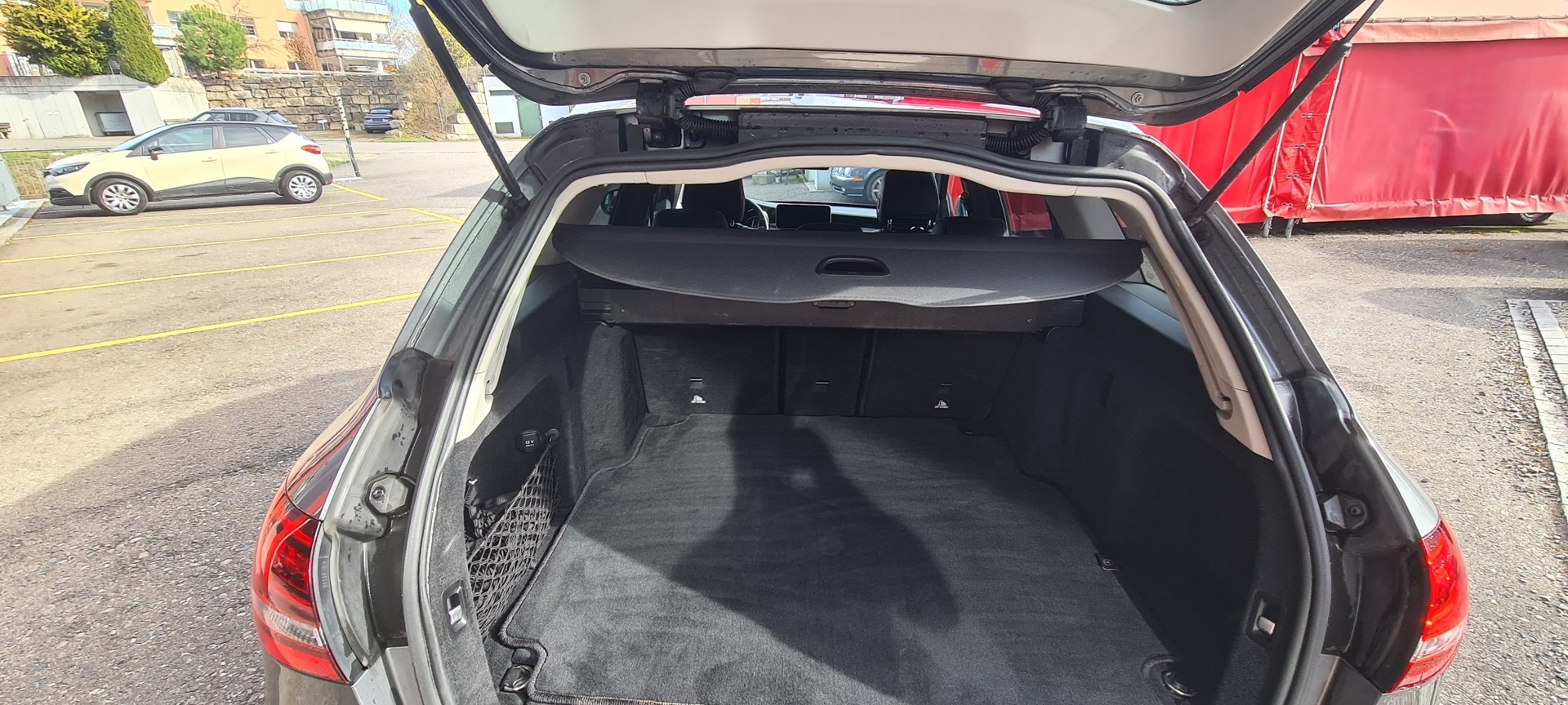 MERCEDES-BENZ C 200 Swiss Star 4M 9G-Tronic-image-15