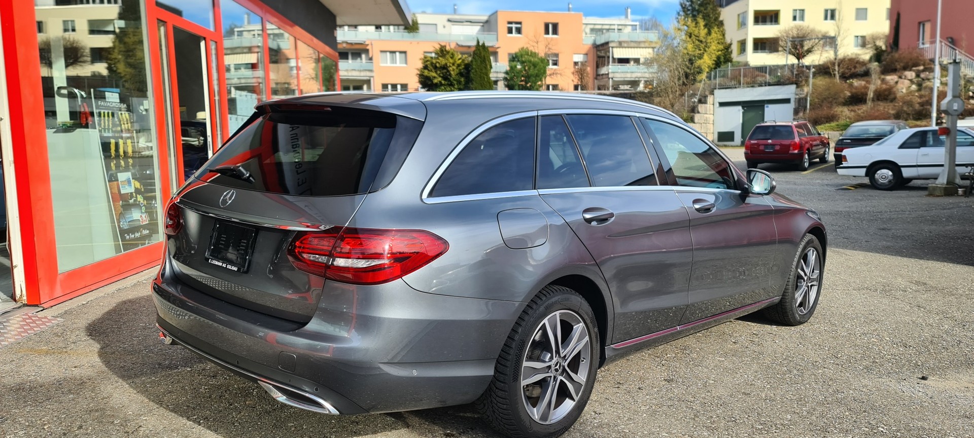 MERCEDES-BENZ C 200 Swiss Star 4M 9G-Tronic-showroom-element-2
