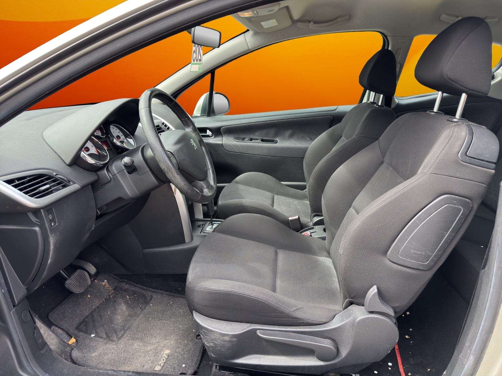 PEUGEOT 207 1.6 16V Sport Automatic-image-9