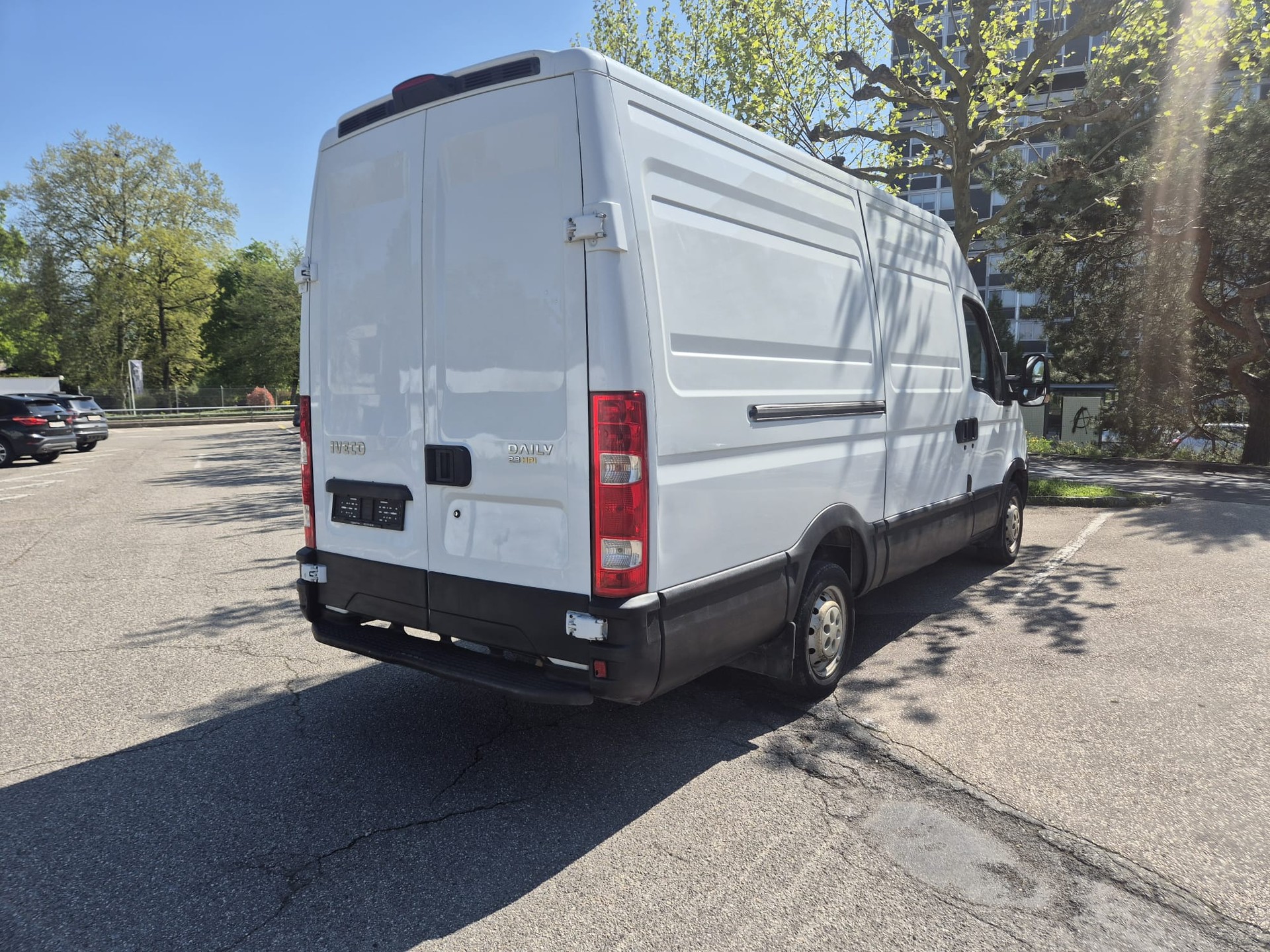 IVECO 35 C 13 V-showroom-element-1