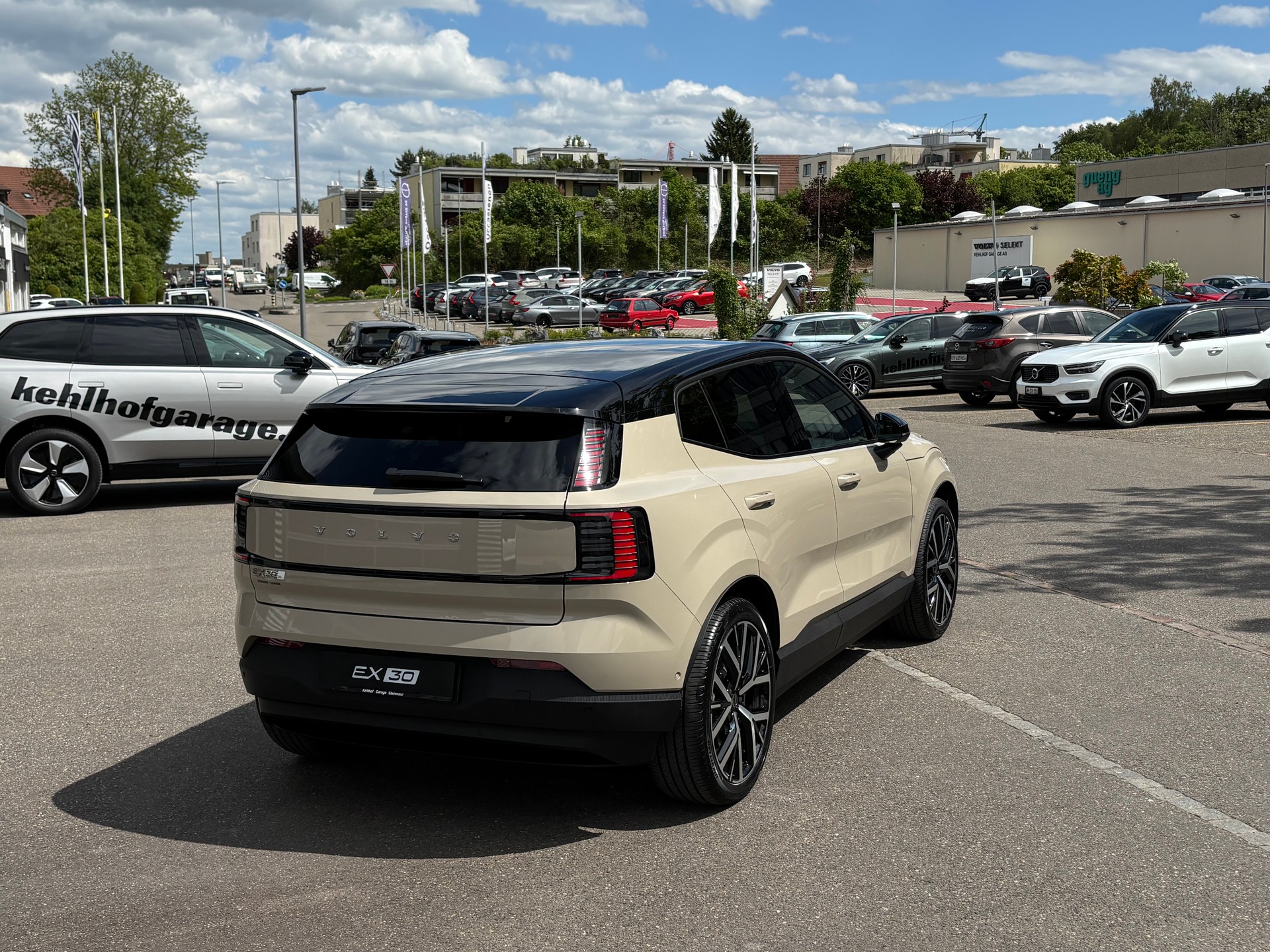 VOLVO EX30 P8 Ultra AWD-image-5