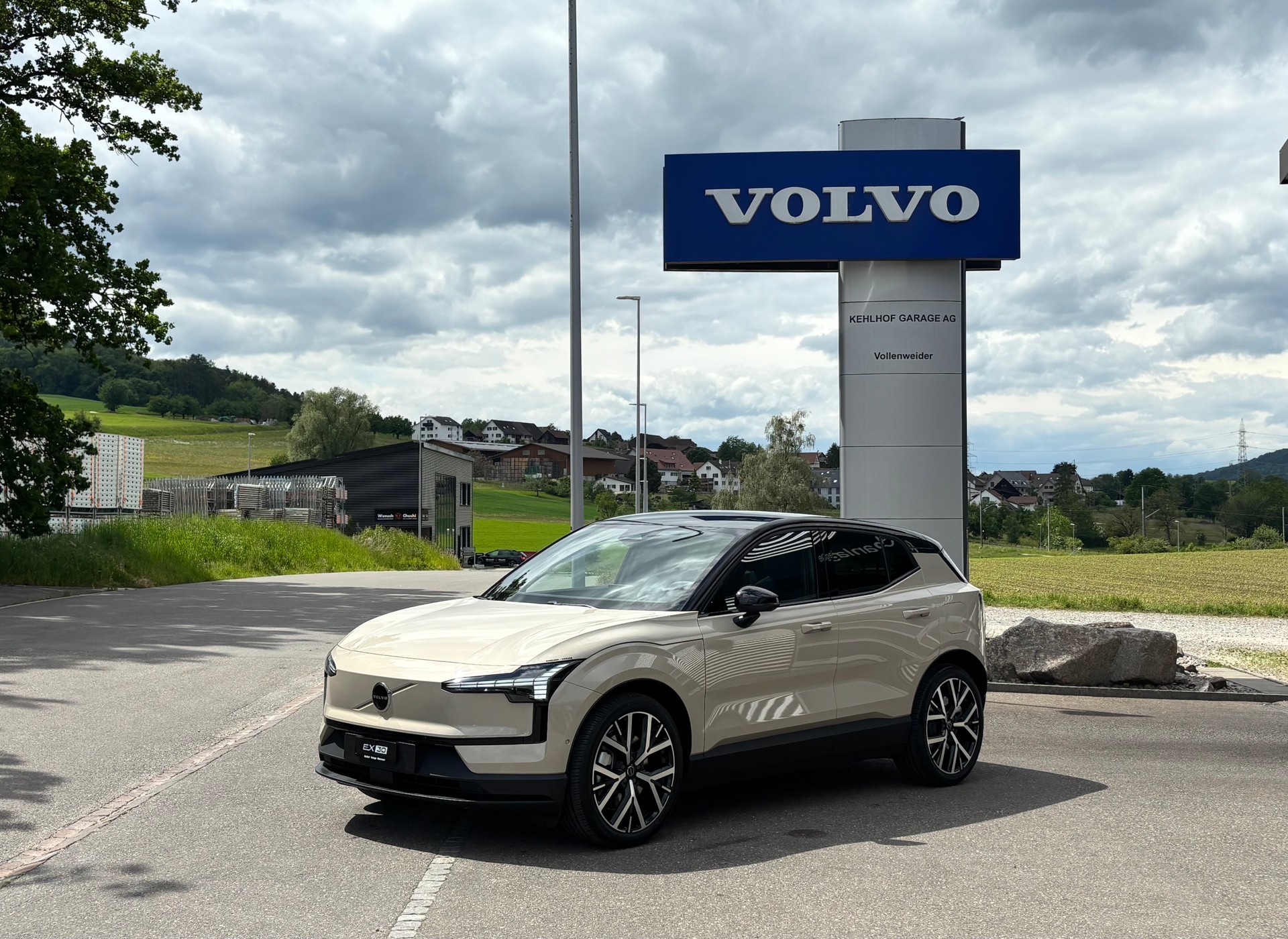 VOLVO EX30 P8 Ultra AWD