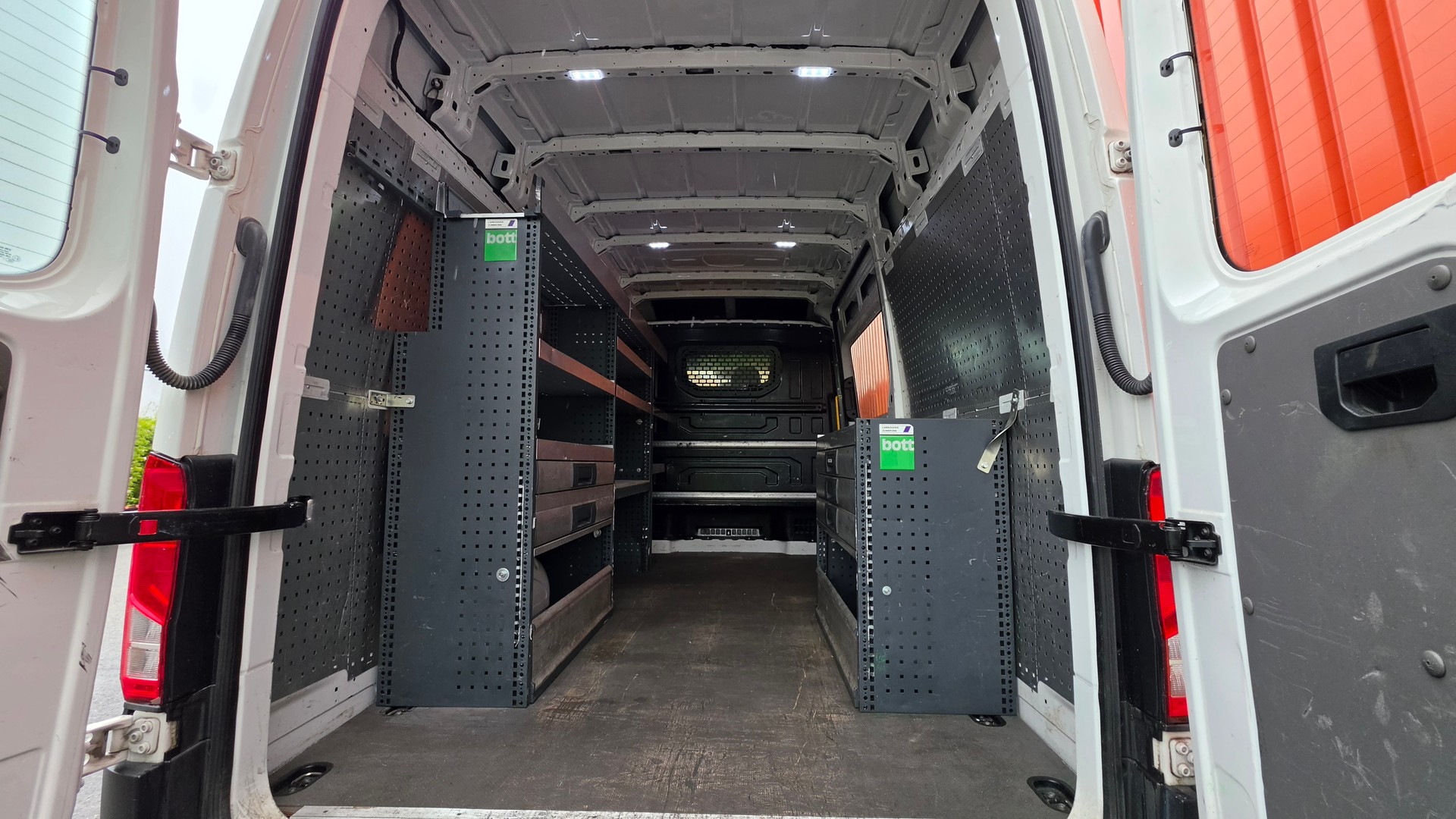 VW 2.0 BI-TDI 177 Entry-image-7