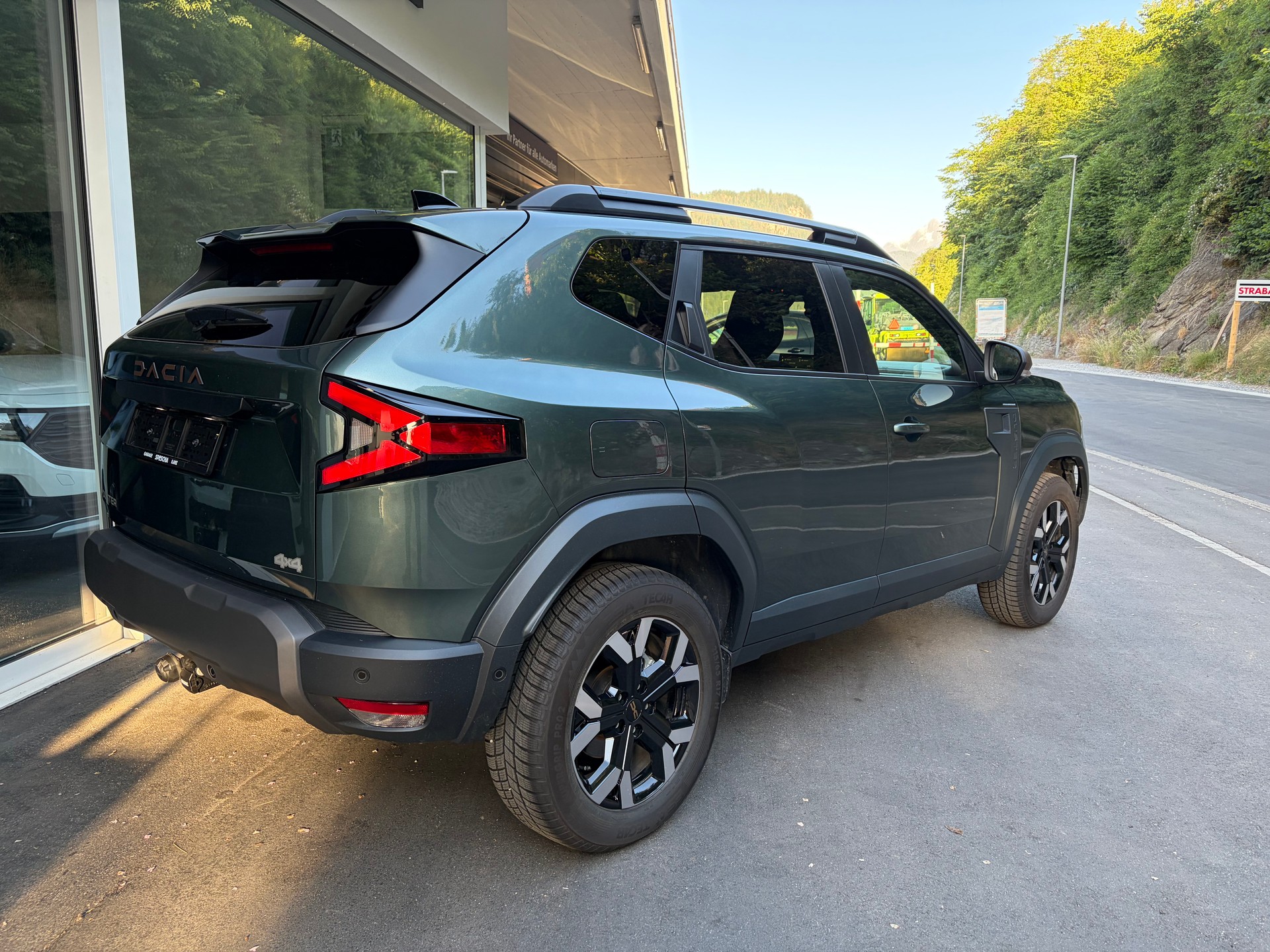 DACIA Duster TCe 130 48V Extreme 4x4-showroom-element-1