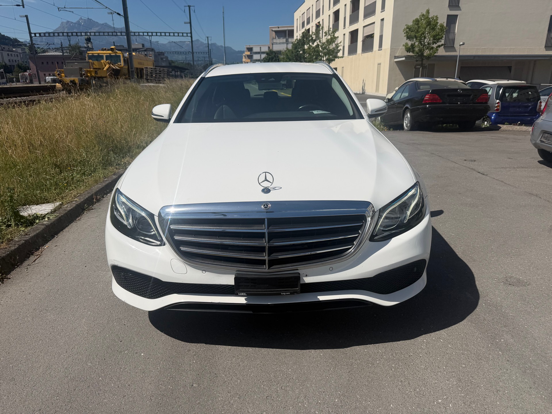 MERCEDES-BENZ E 220 d Exclusive 4Matic 9G-Tronic