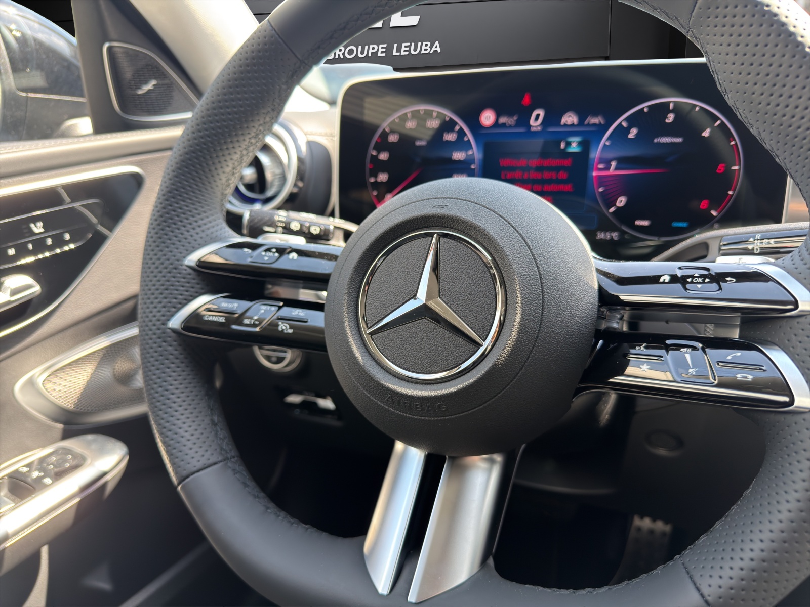 MERCEDES-BENZ C 220 d T 4 Matic Swiss Star-image-14