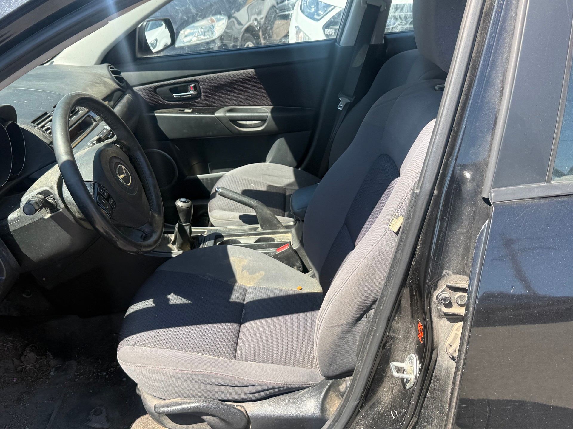 MAZDA 3 1.6 16V Confort-image-5