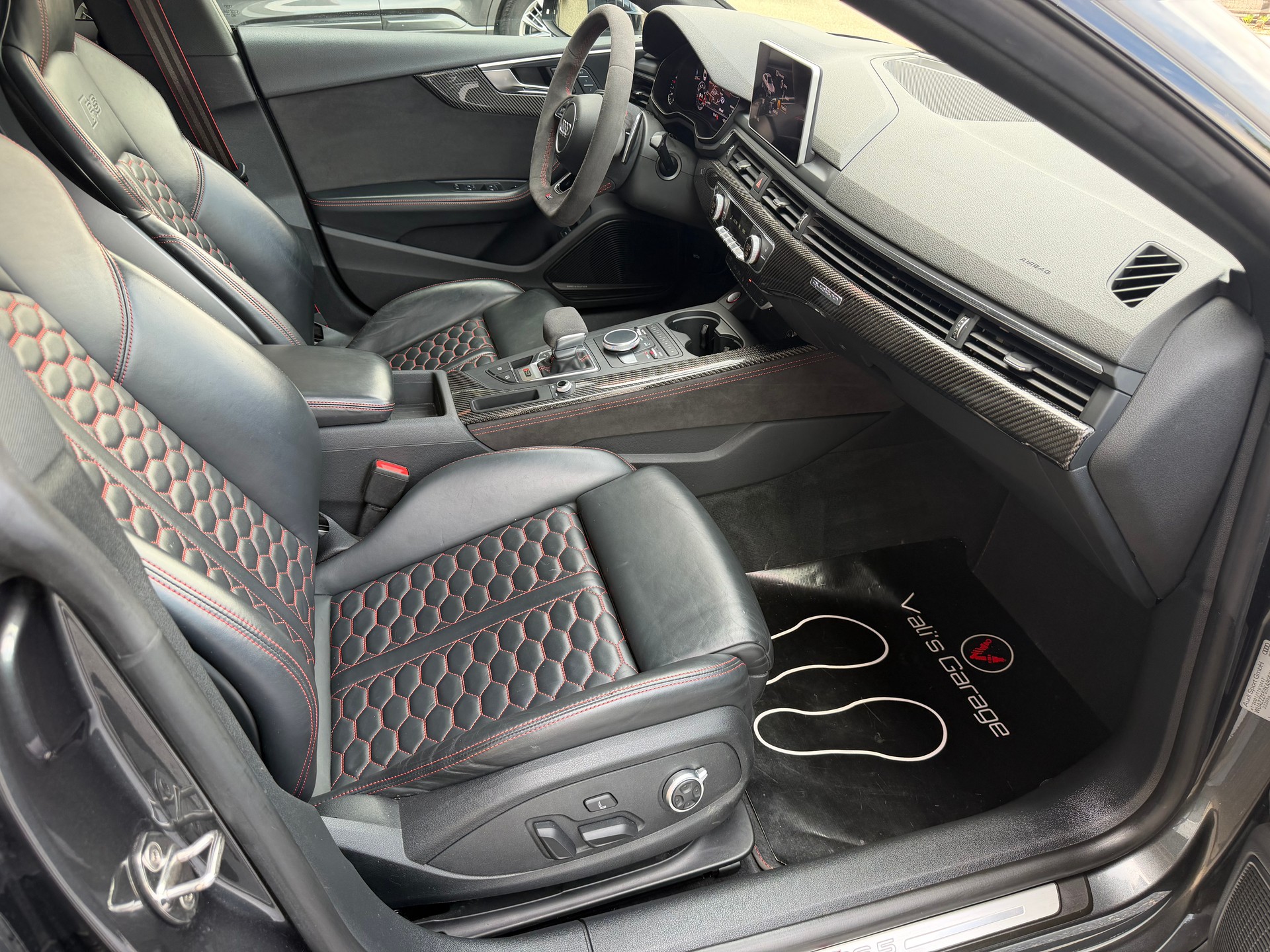 AUDI RS5 Sportback 2.9 TFSI quattro tiptronic-image-8