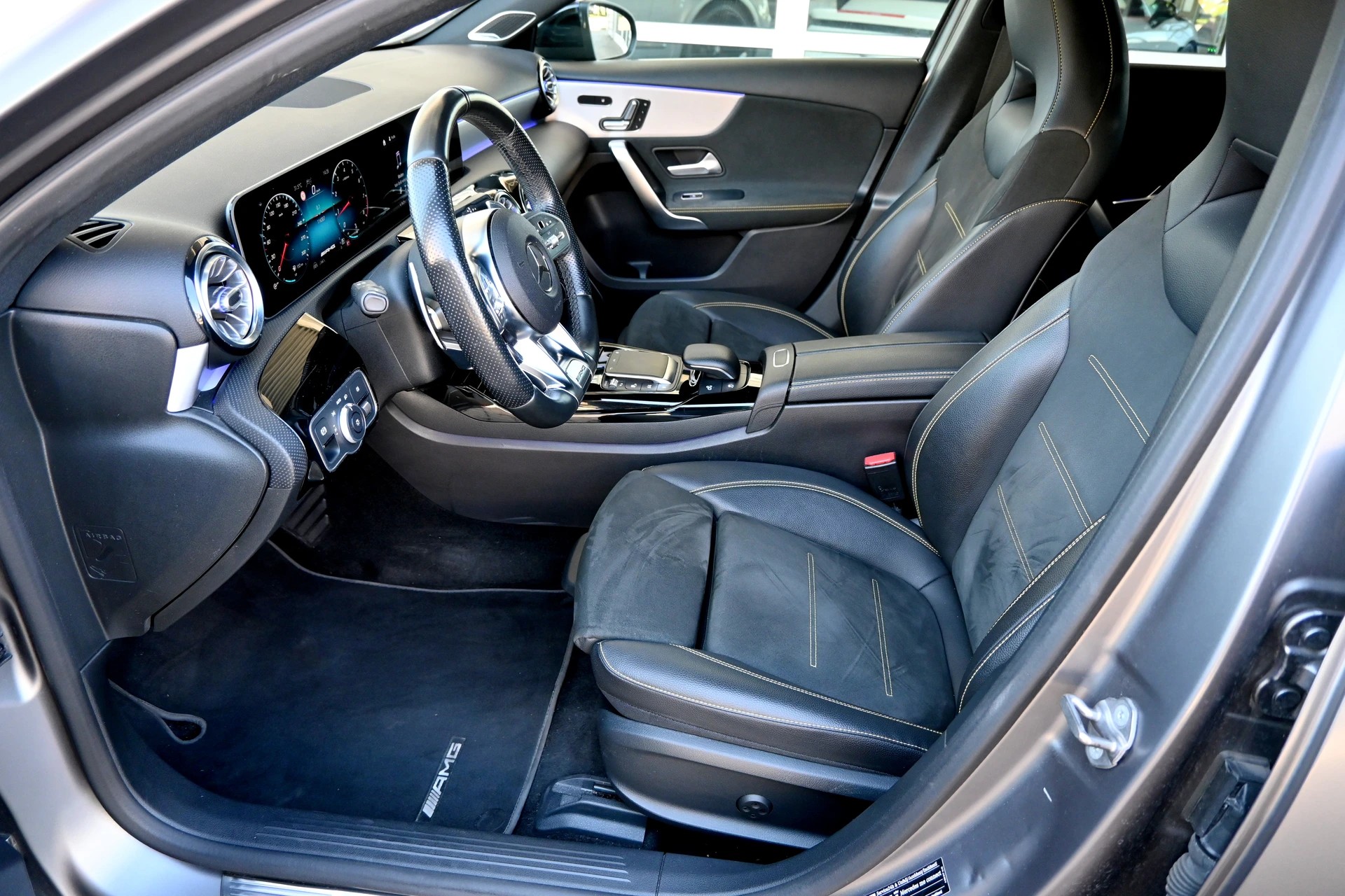MERCEDES-BENZ A 45 S AMG 4Matic+ Speedshift 422PS (CH Auto)-image-10