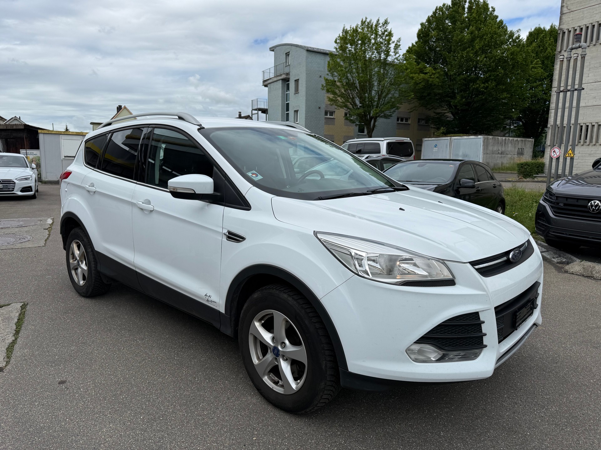FORD Kuga 2.0 TDCi Carving 4WD-image-2