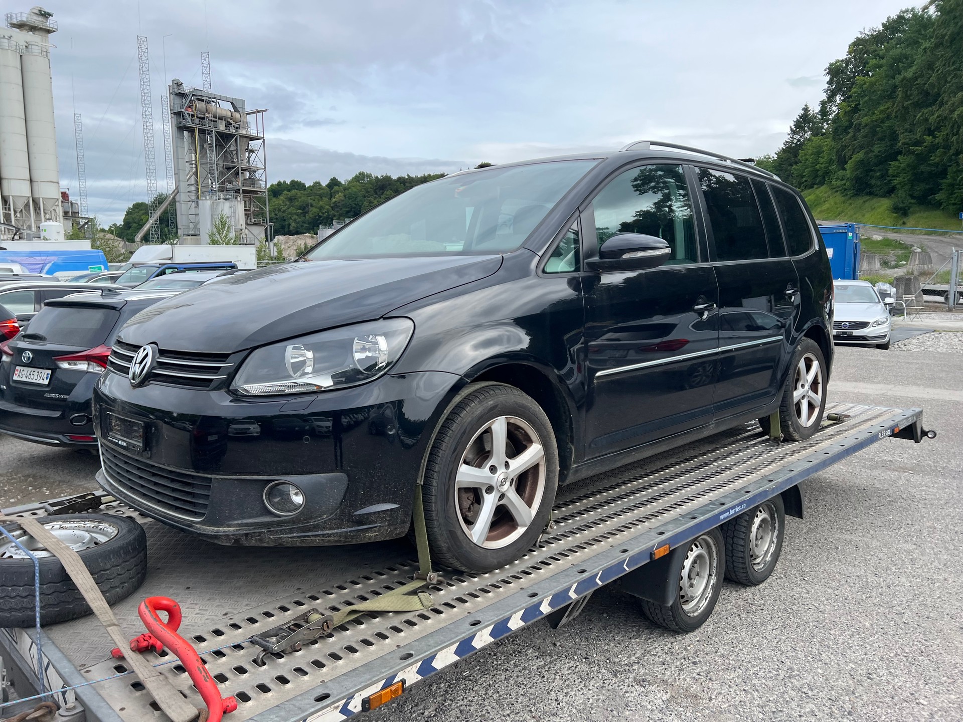 VW Touran 1.4 TSI Team DSG-image-1