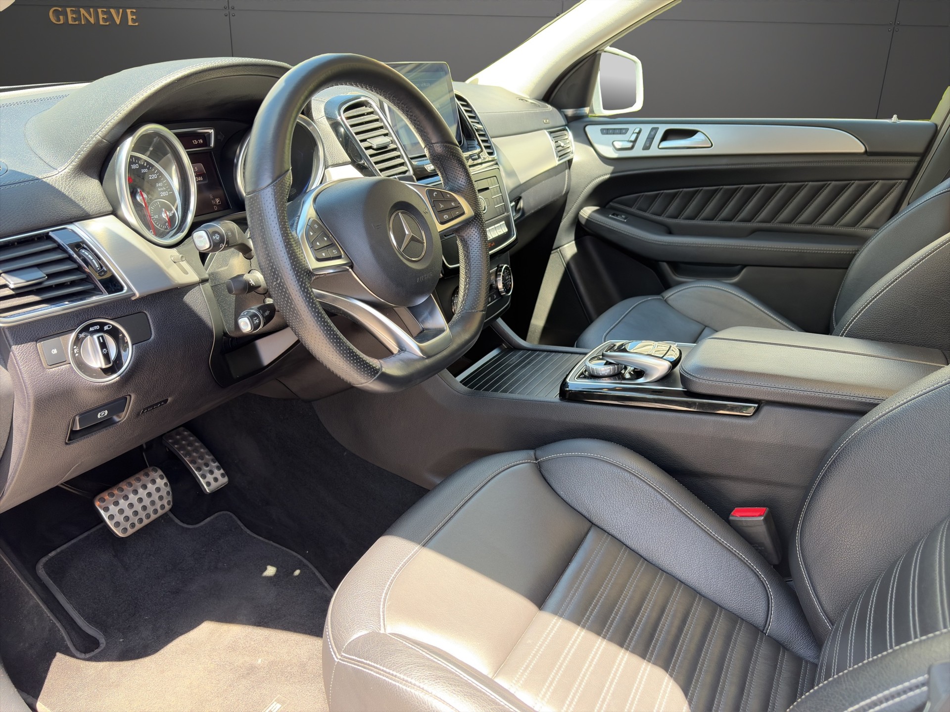 MERCEDES-BENZ GLE Coupé 350 d 4Matic 9G-Tronic-image-8
