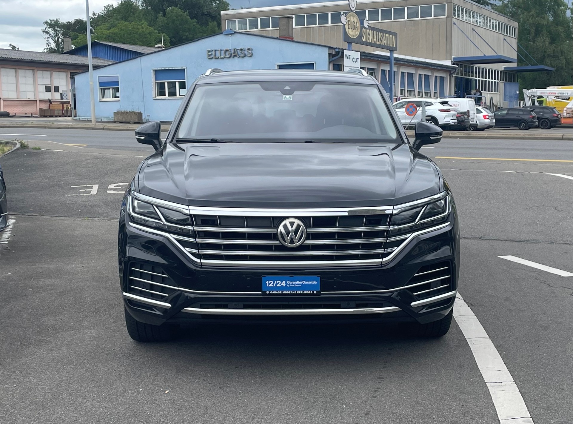 VW Touareg 3.0 TDI Elegance Tiptronic-showroom-element-1