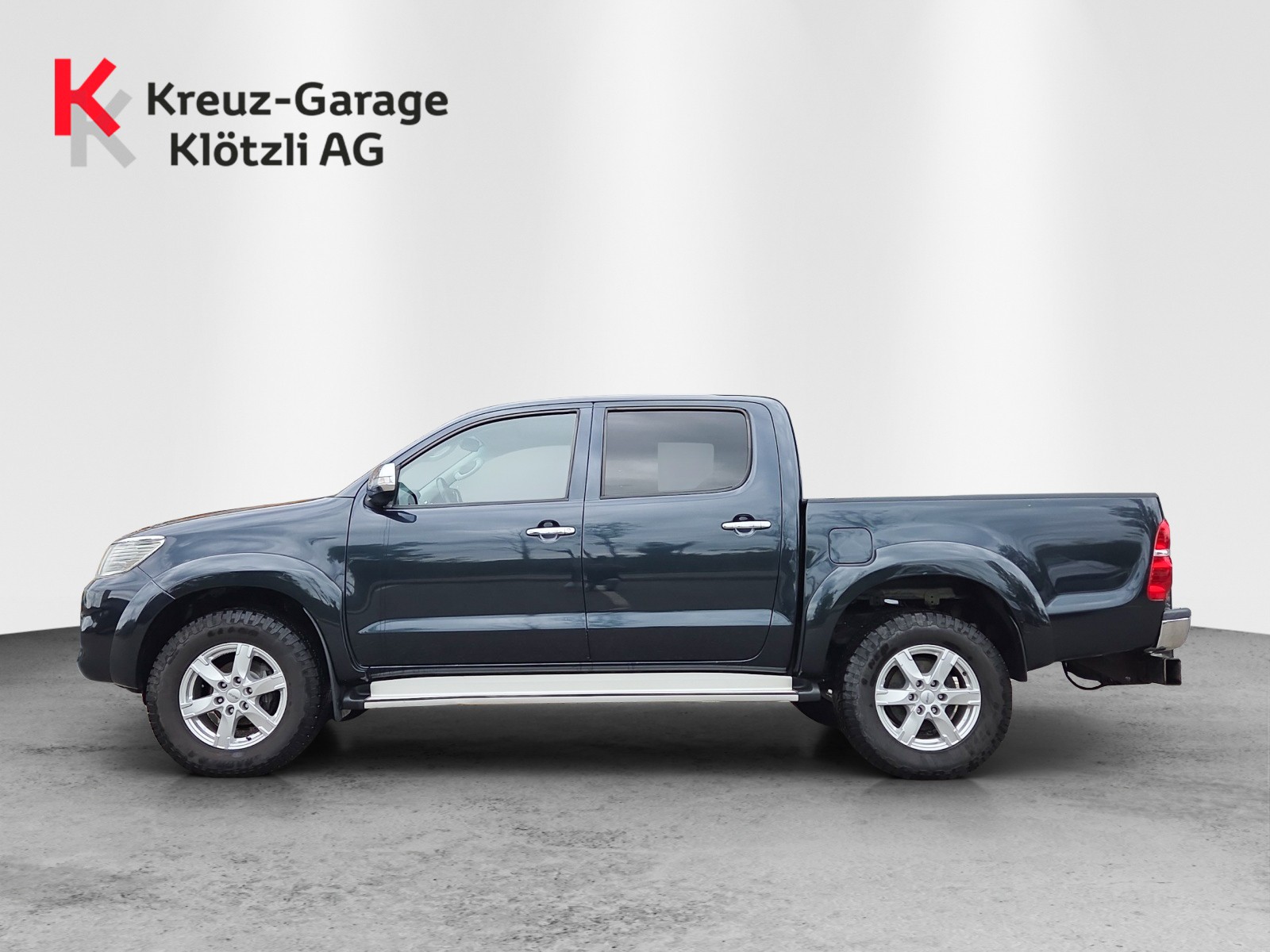 TOYOTA Hilux 3.0 DoubleCab LineaSol-image-5