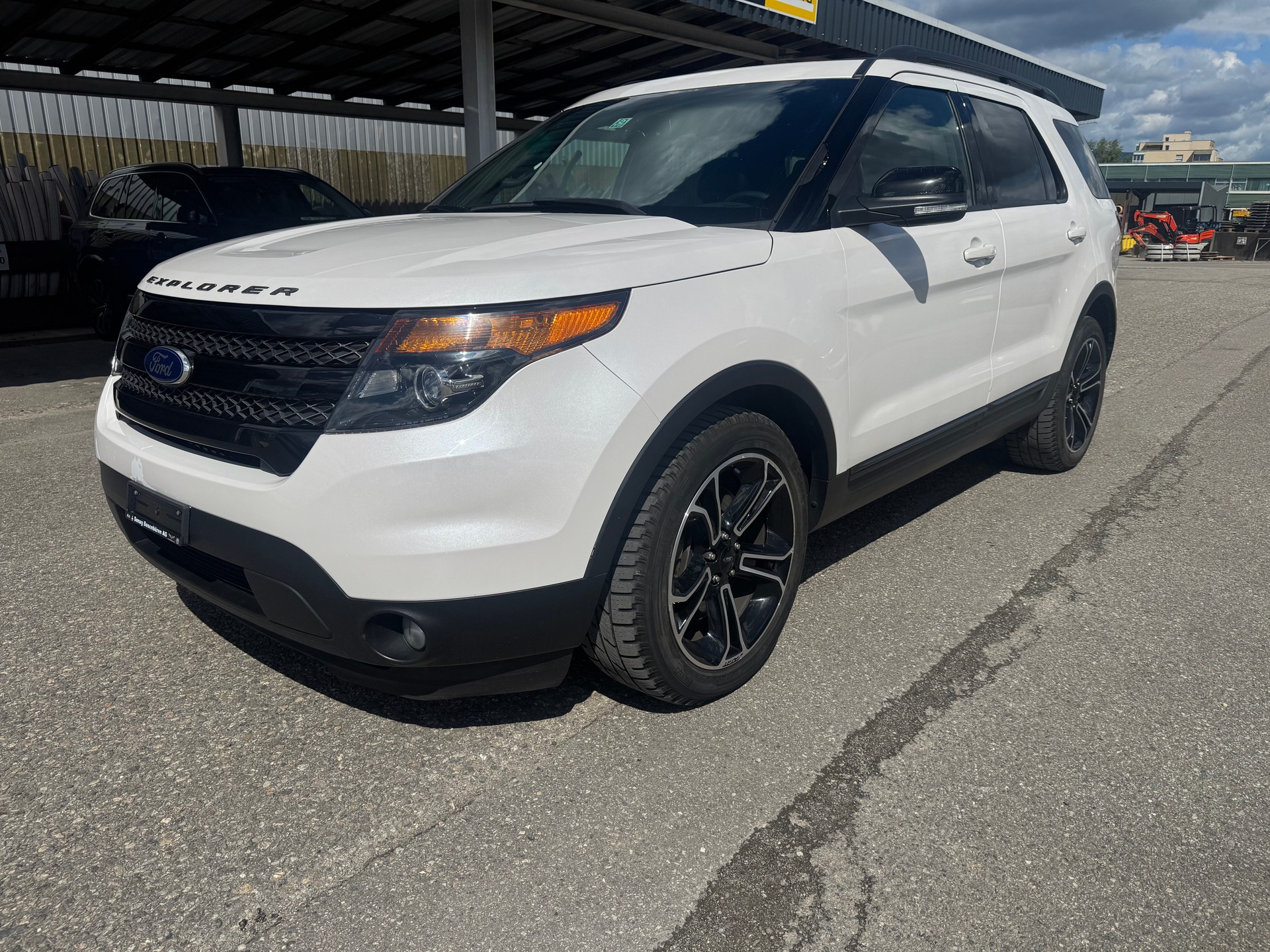 FORD EXPLORER 7 platz 370 PS-image-1