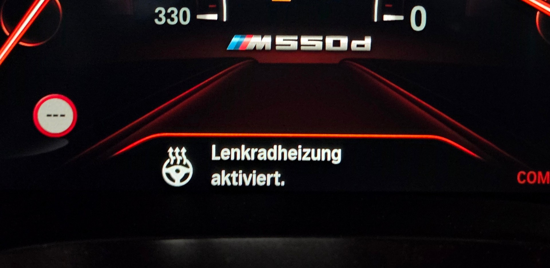 BMW M550d xDrive-image-12