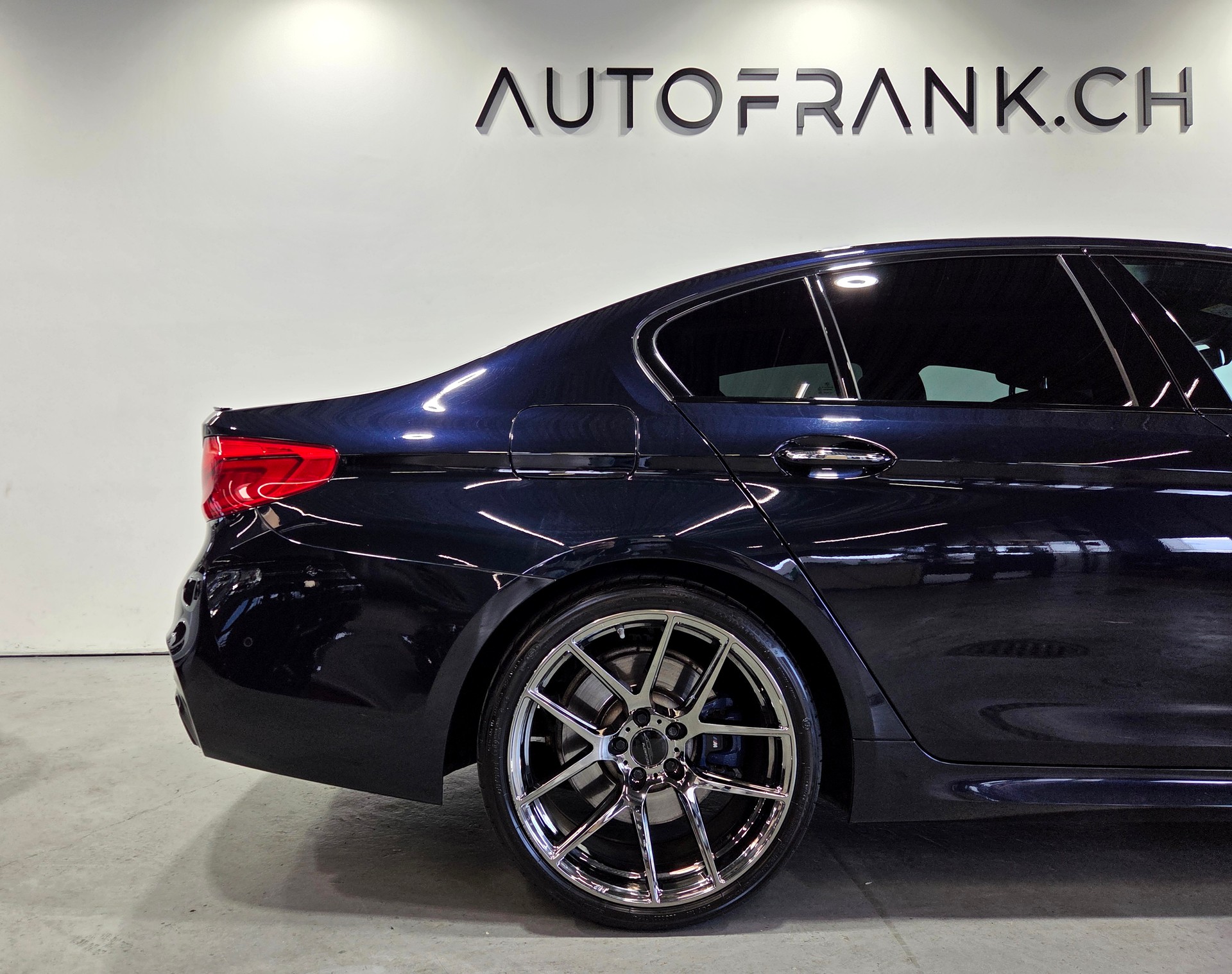 BMW M550d xDrive-image-15