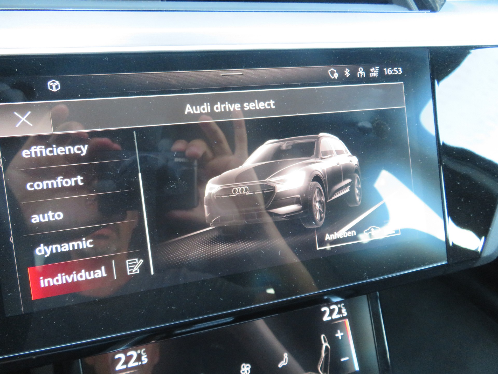 AUDI e-tron 55 Advanced "S-LINE" quattro-image-10
