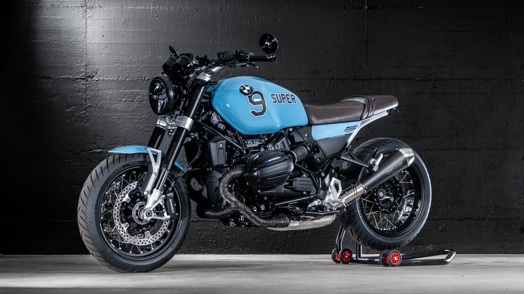 BMW R 12 nine T