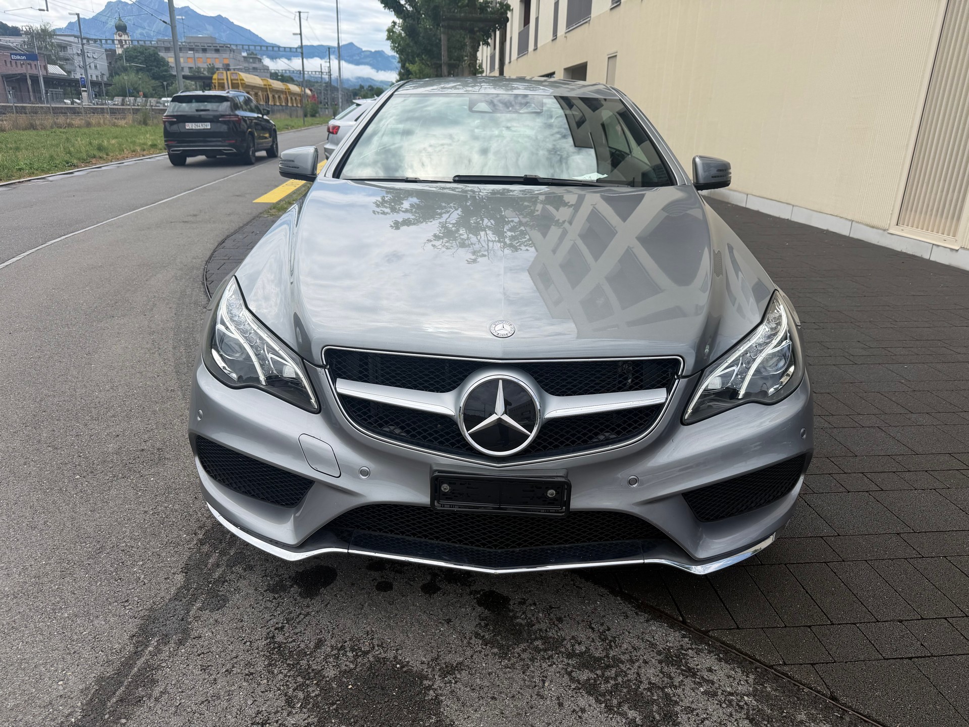 MERCEDES-BENZ E 350 4Matic 7G-Tronic-image-4