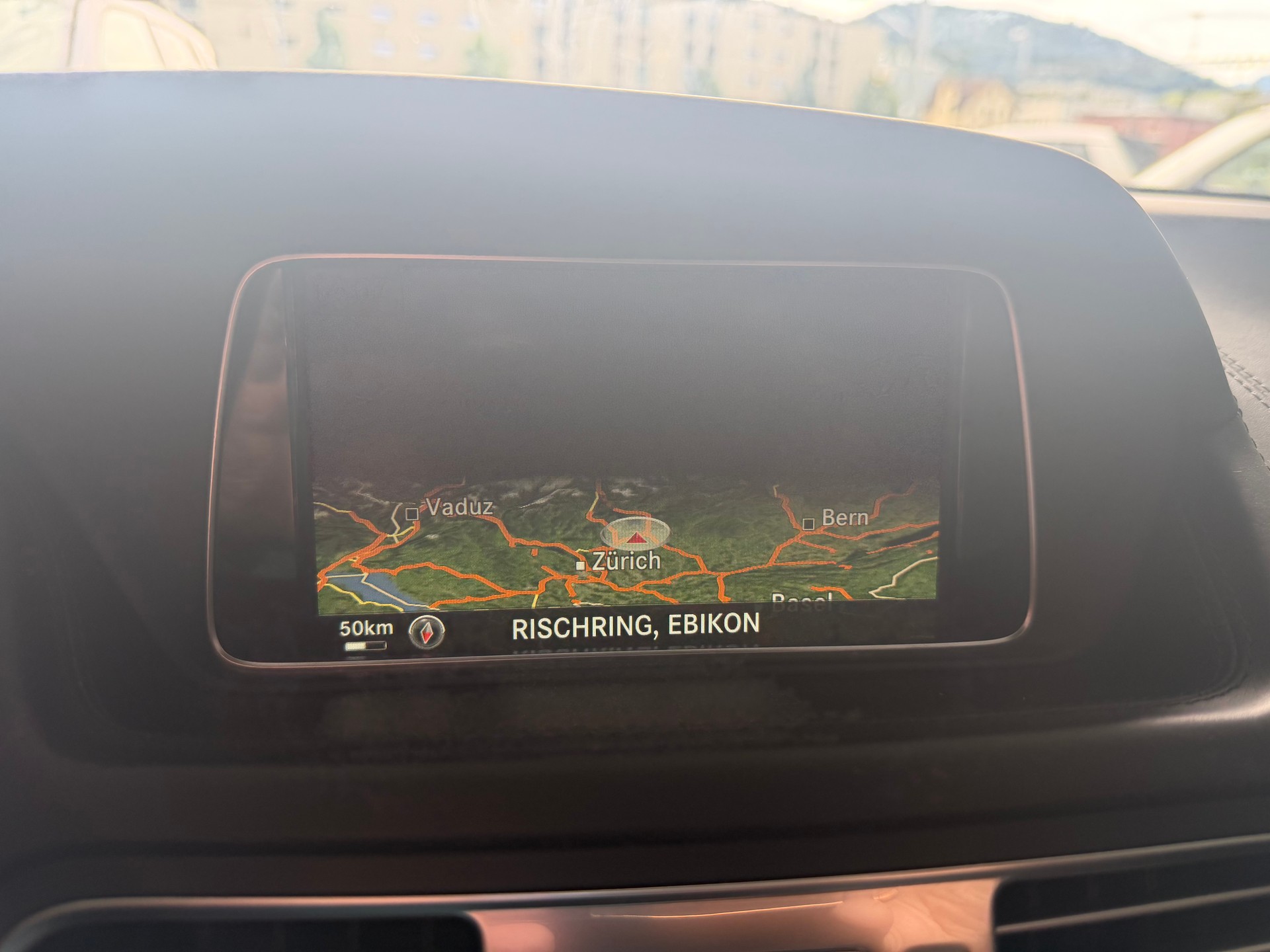 MERCEDES-BENZ E 350 4Matic 7G-Tronic-image-6