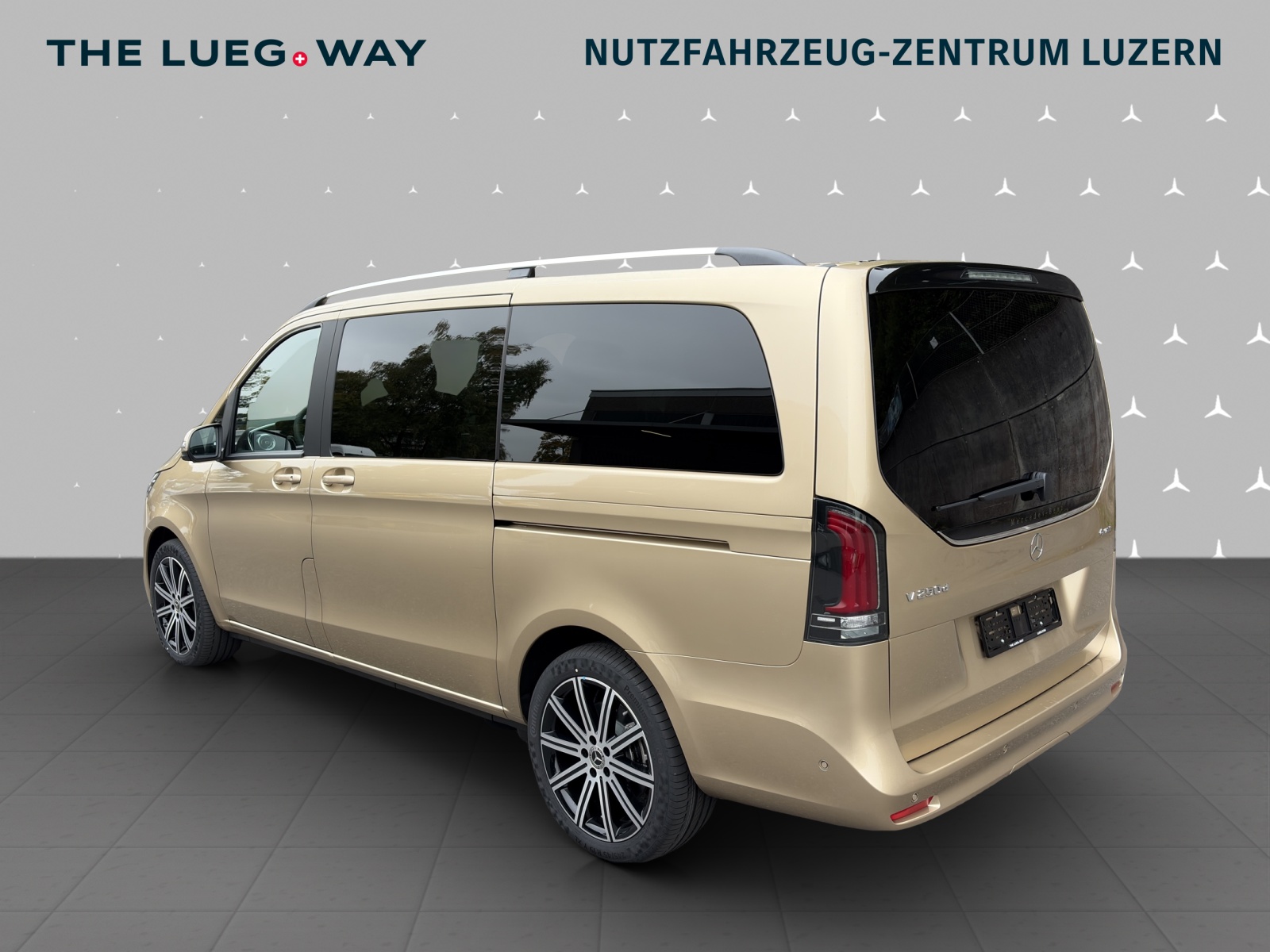 MERCEDES-BENZ V 250 d lang Style 9G-Tronic-image-4