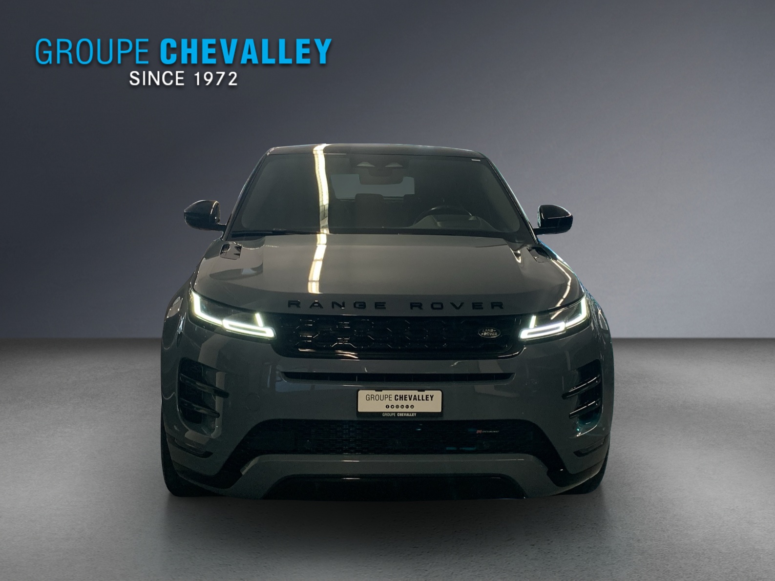 LAND ROVER Evoque R-Dynamic SE-showroom-element-1