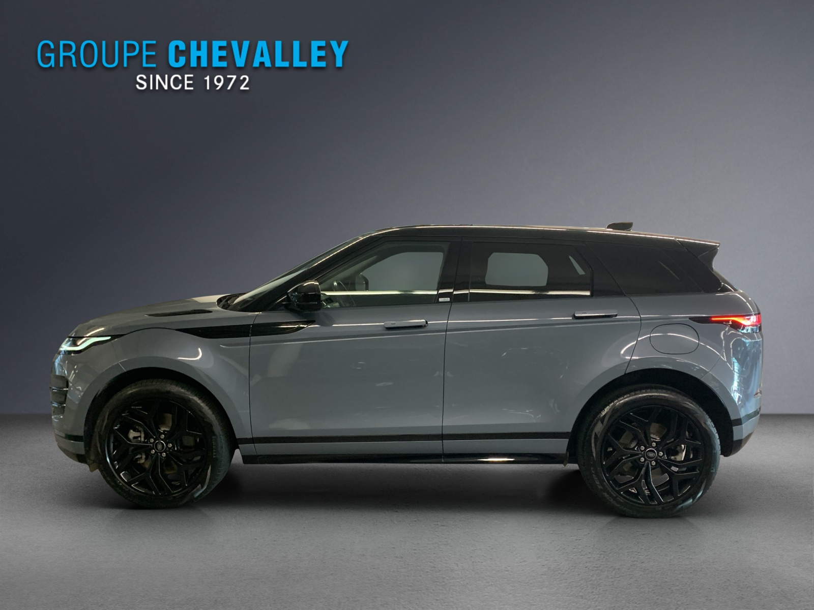 LAND ROVER Evoque R-Dynamic SE-showroom-element-3