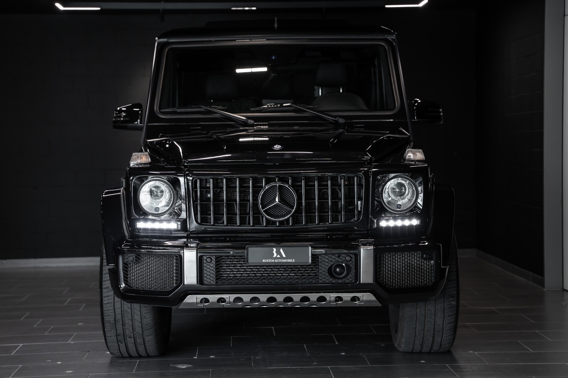 MERCEDES-BENZ G 63 AMG Edition 463 / Sitzkühlung / Sitzheizung hinten / Schiebedach / Brabus Abgasanlage / Brabus Felgen / AHK uvm..-image-5